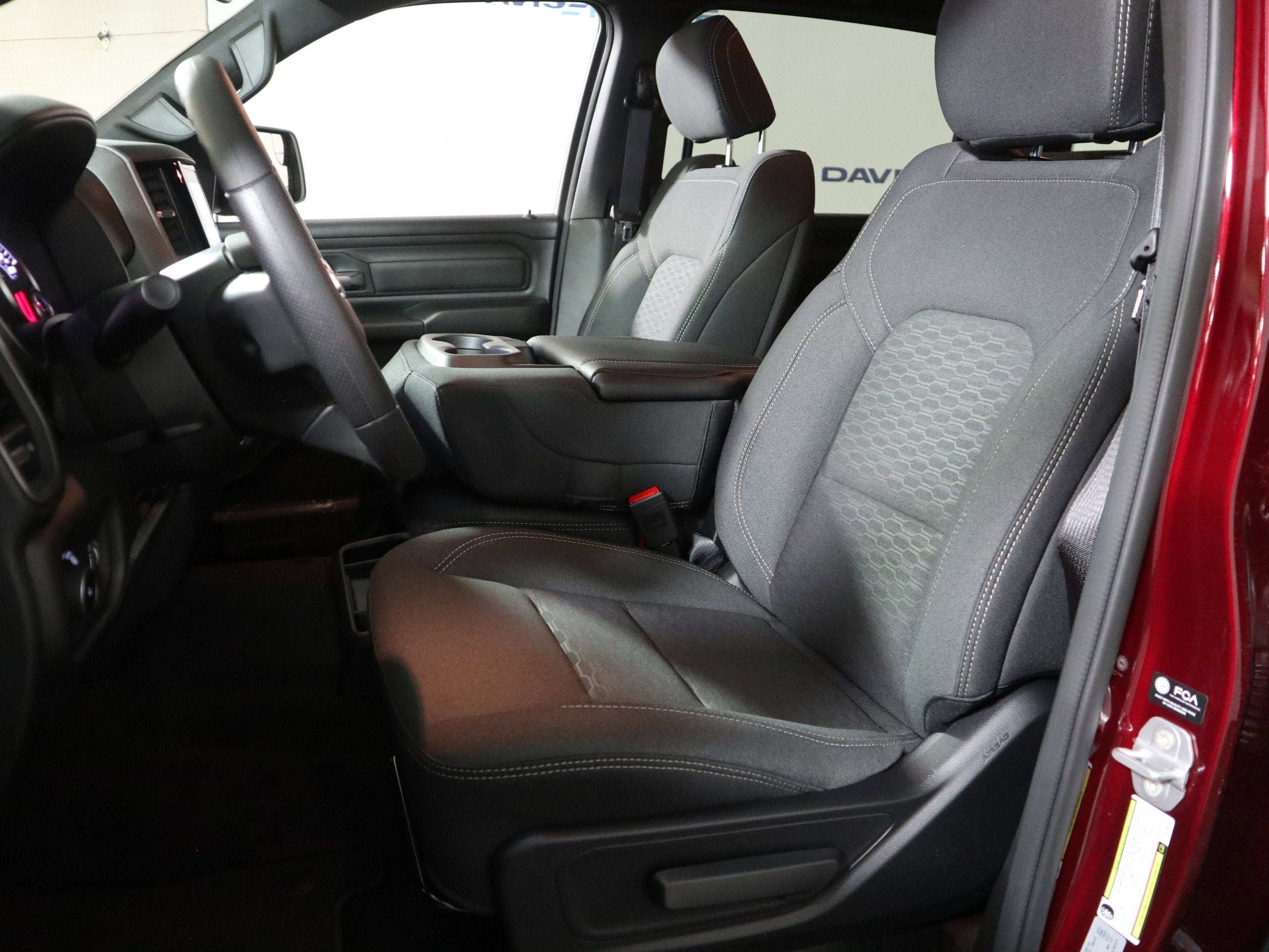 2026 RAM 1500 Tradesman Crew Cab 4x4