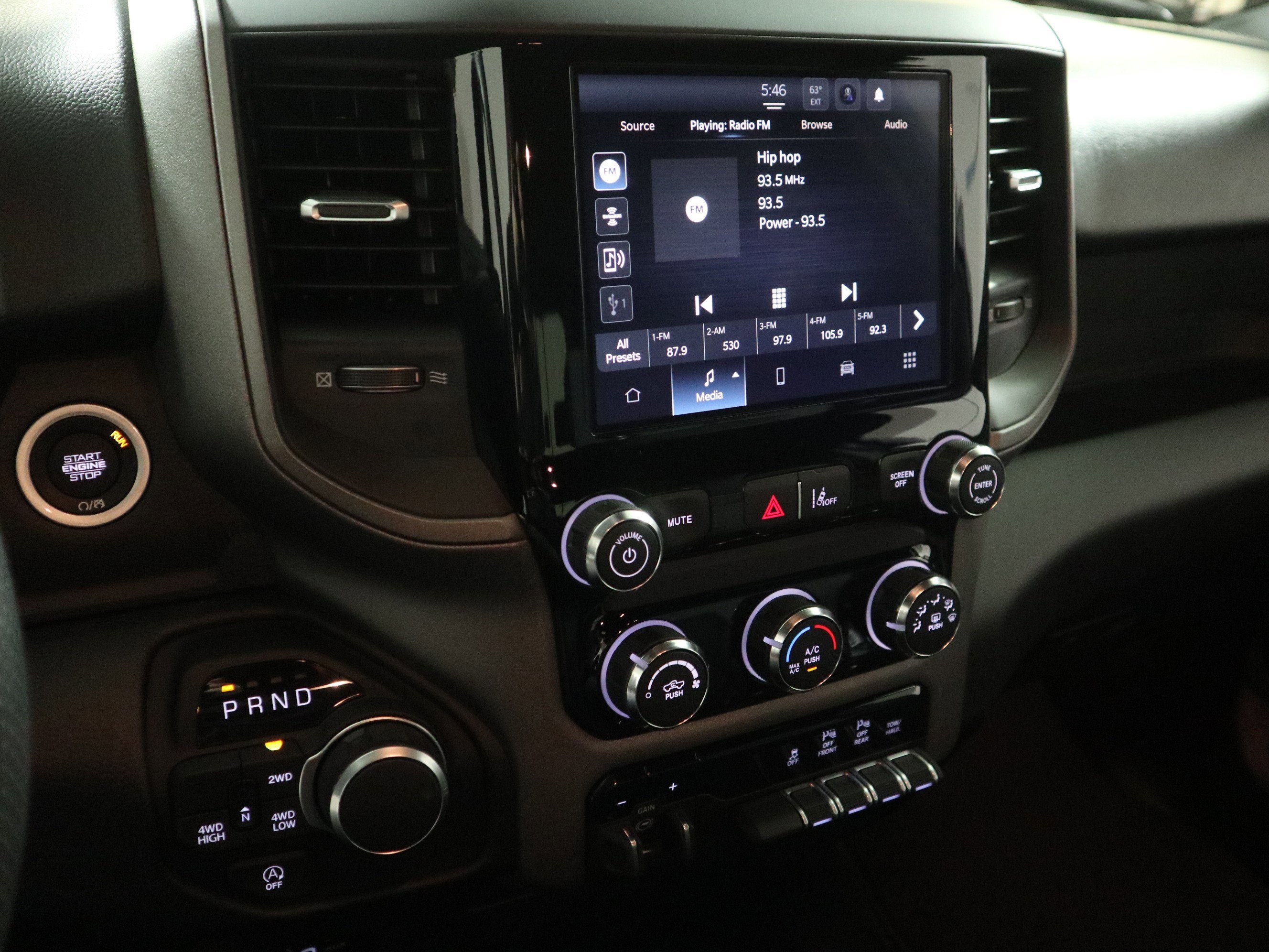 2026 RAM 1500 Tradesman Crew Cab 4x4