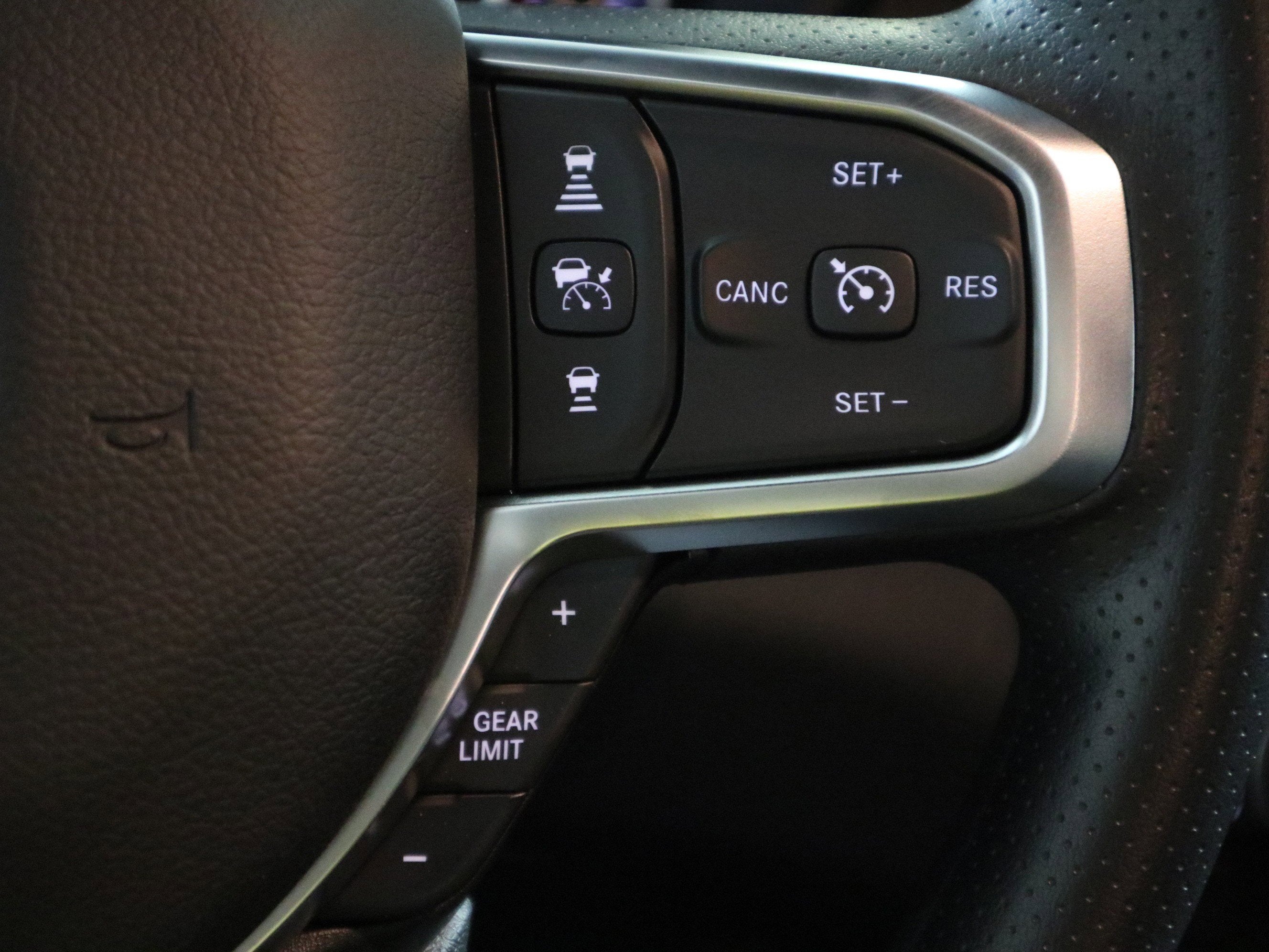 2026 RAM 1500 Tradesman Crew Cab 4x4