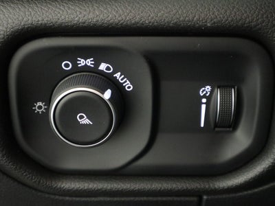 2026 RAM 1500 Tradesman Crew Cab 4x4