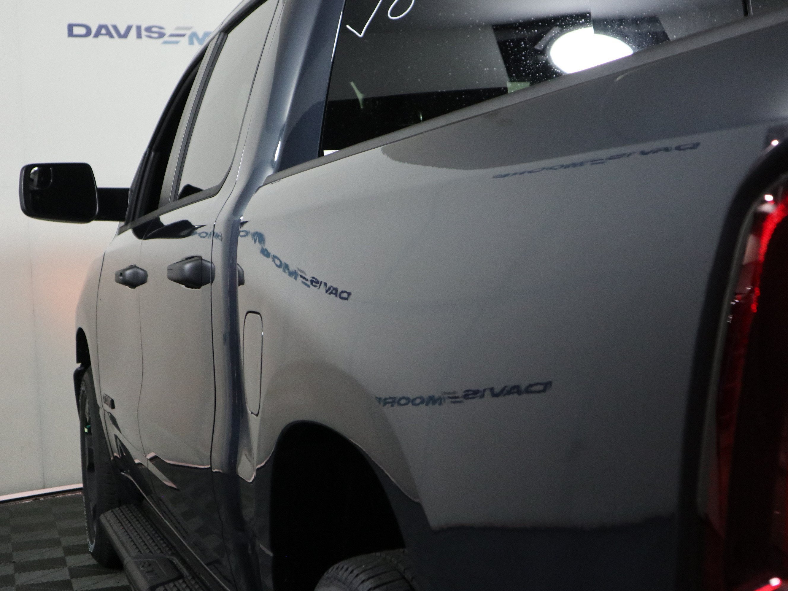 2026 RAM 1500 Express 4x4 Crew Cab