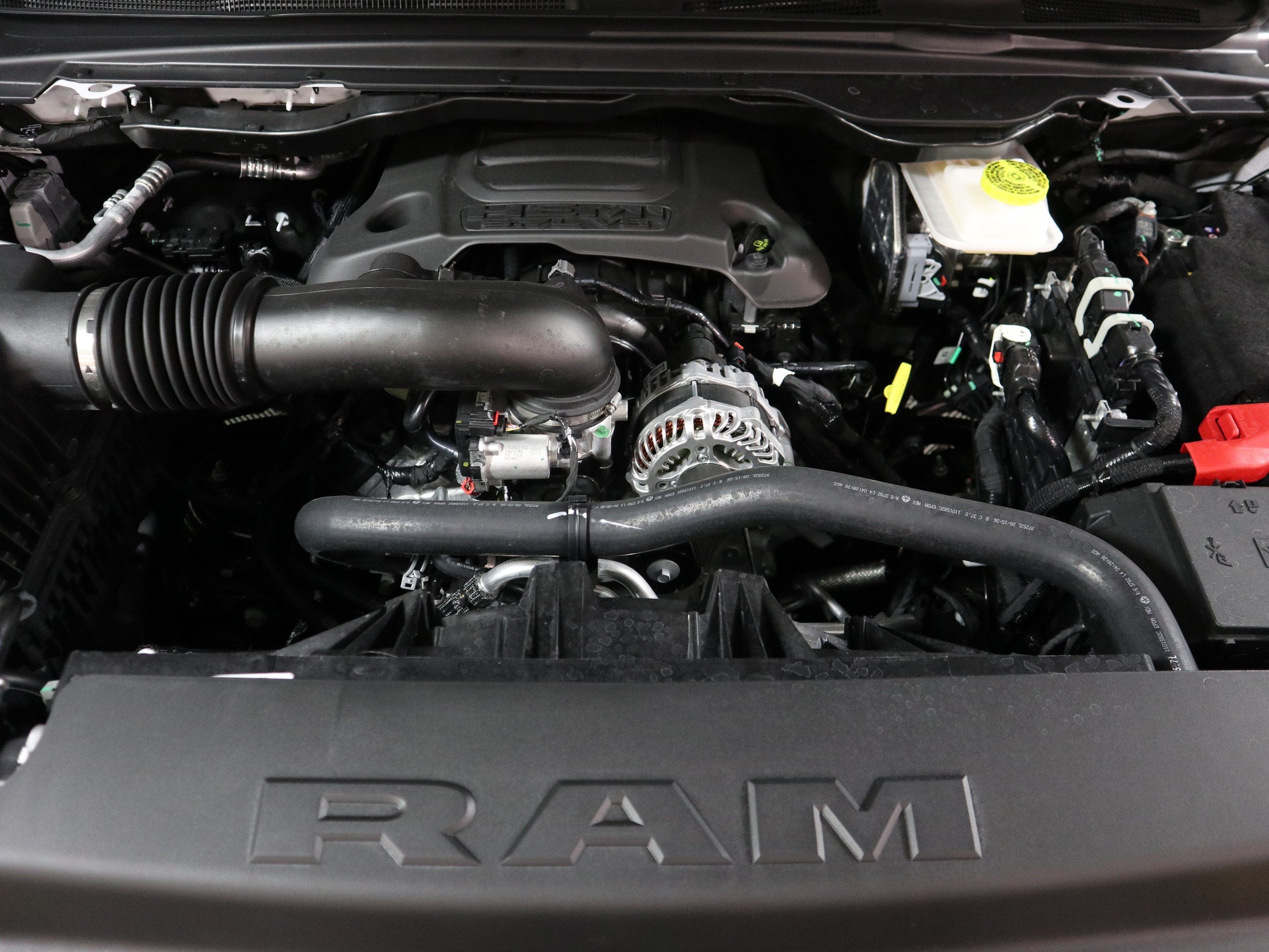 2027 RAM 1500 Tradesman Crew Cab 4x4