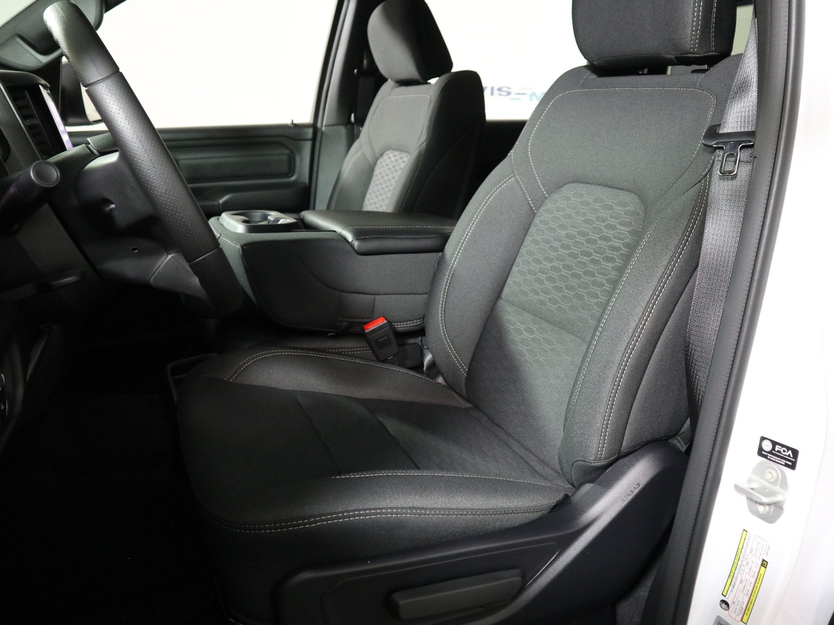 2027 RAM 1500 Tradesman Crew Cab 4x4
