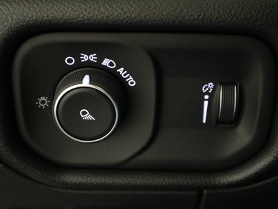 2027 RAM 1500 Tradesman Crew Cab 4x4