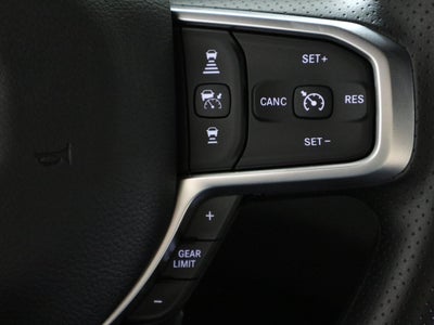 2026 RAM 1500 Express 4x4 Crew Cab