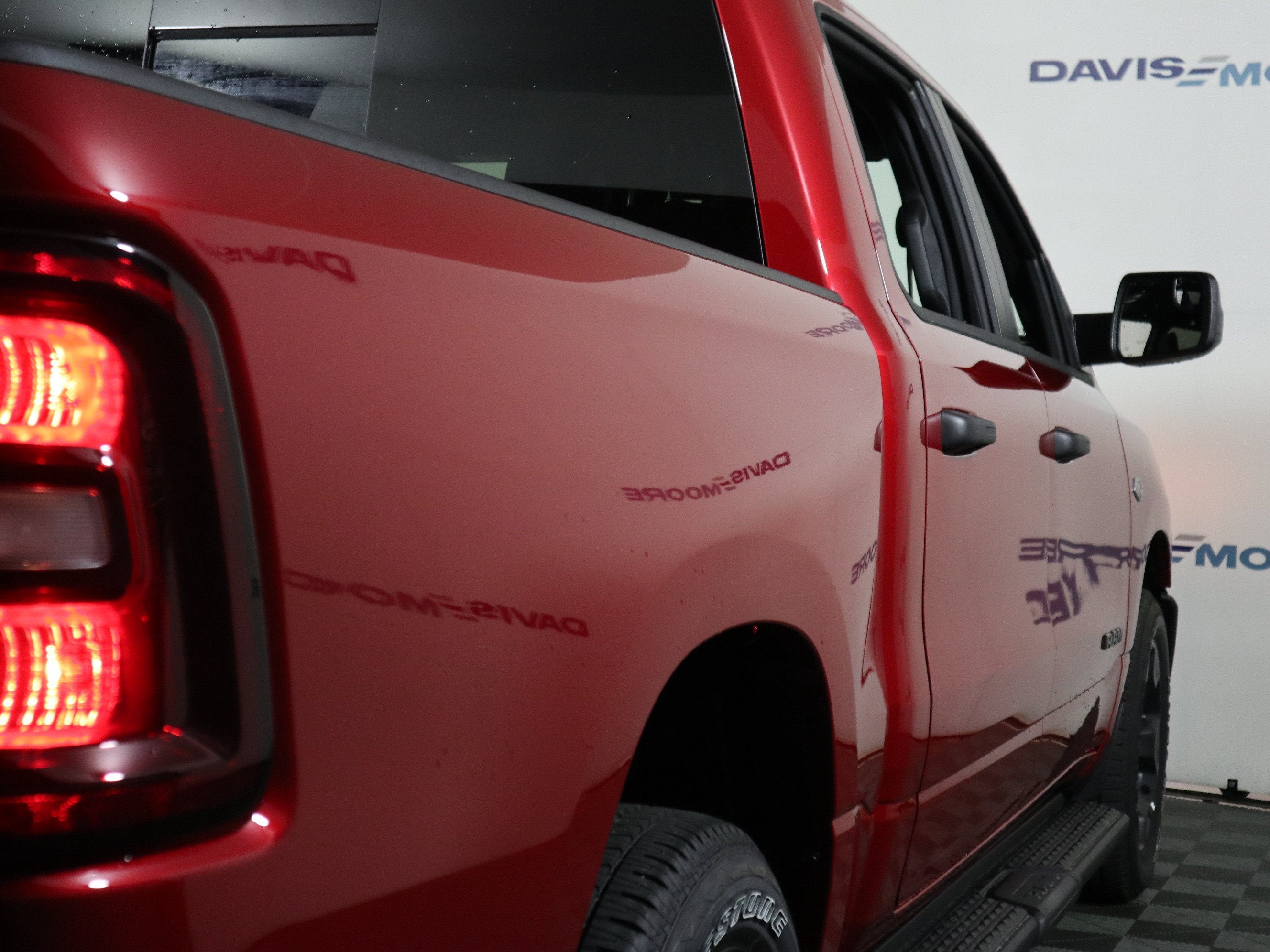 2026 RAM 1500 Express 4x4 Crew Cab