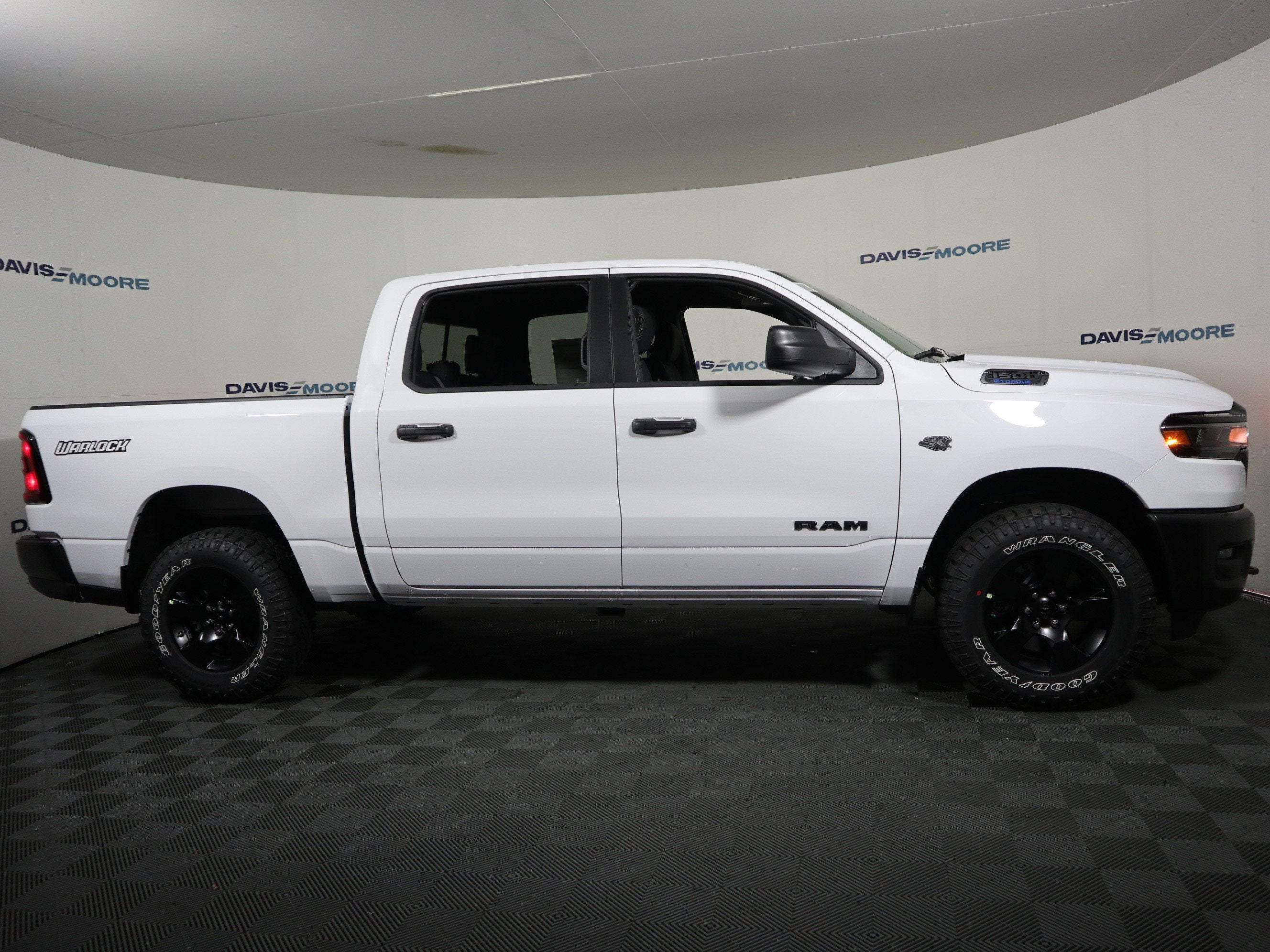 2027 RAM 1500 Warlock Crew Cab 4x4