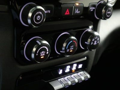 2027 RAM 1500 Tradesman Crew Cab 4x4