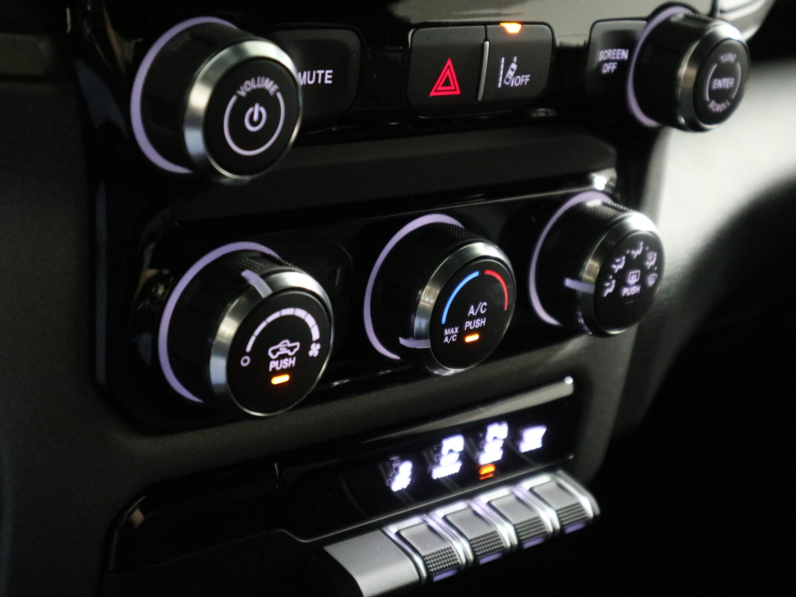 2027 RAM 1500 Tradesman Crew Cab 4x4