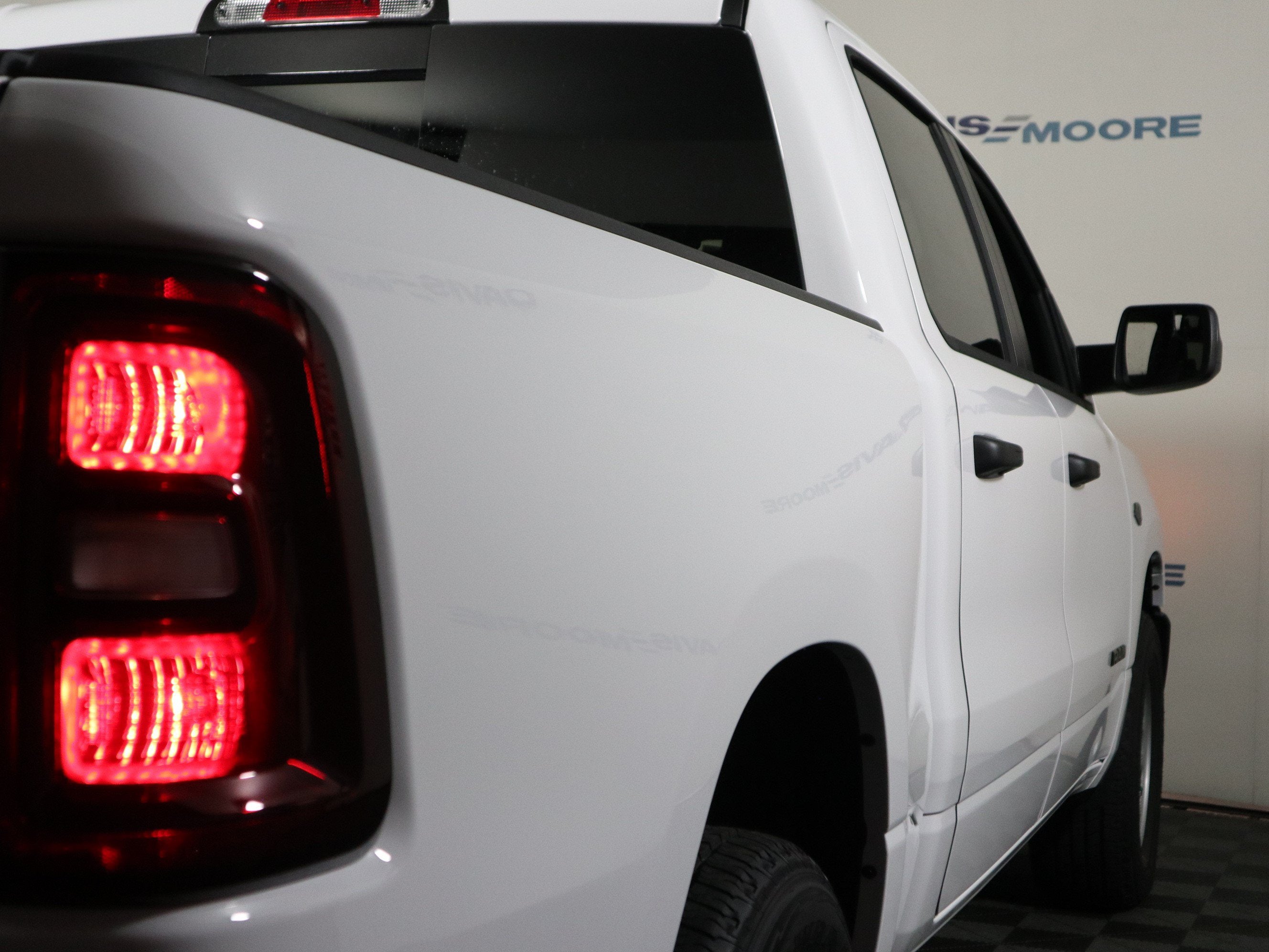 2027 RAM 1500 Tradesman Crew Cab 4x4