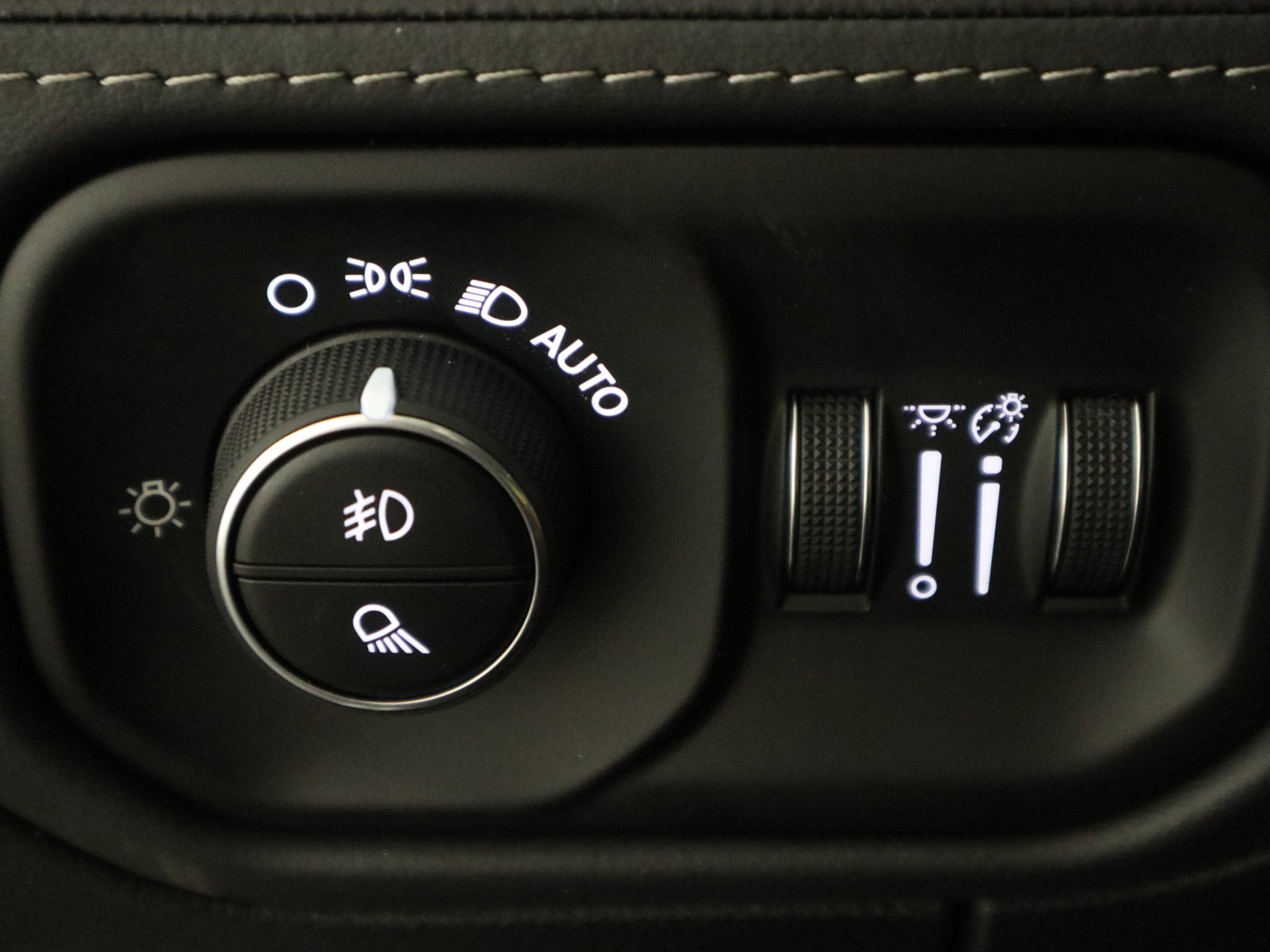 2026 RAM 1500 Limited Crew Cab 4x4