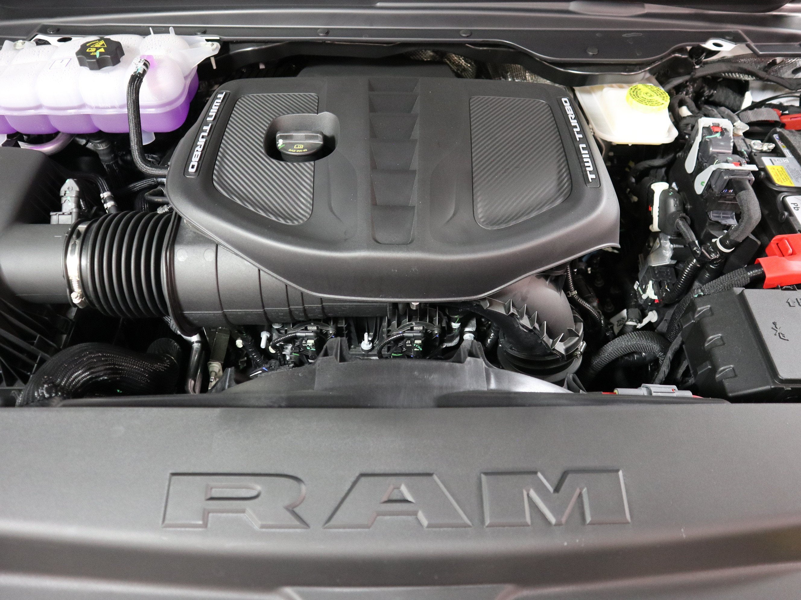 2027 RAM 1500 Limited 4x4 Crew Cab