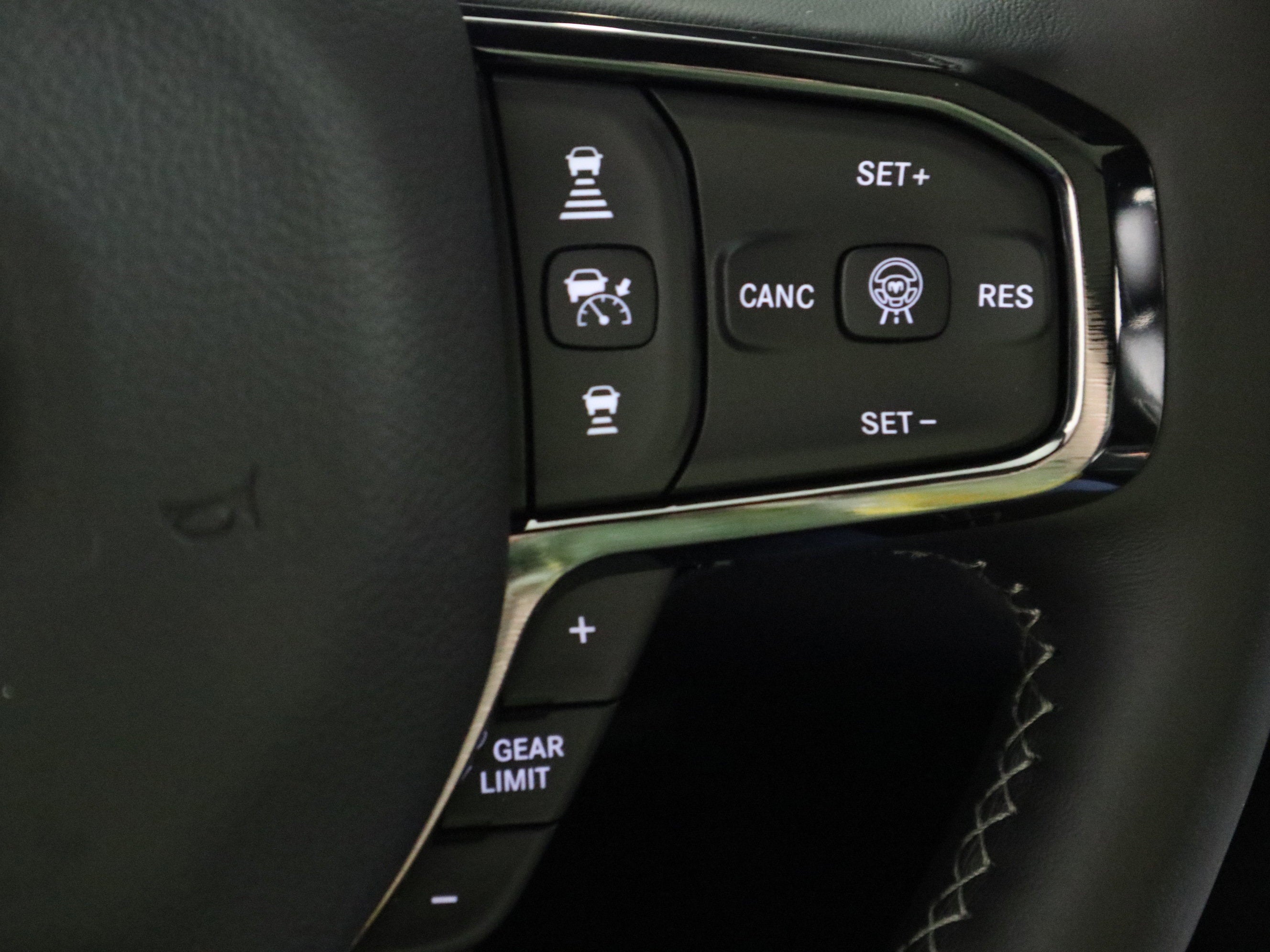 2026 RAM 1500 Limited Crew Cab 4x4