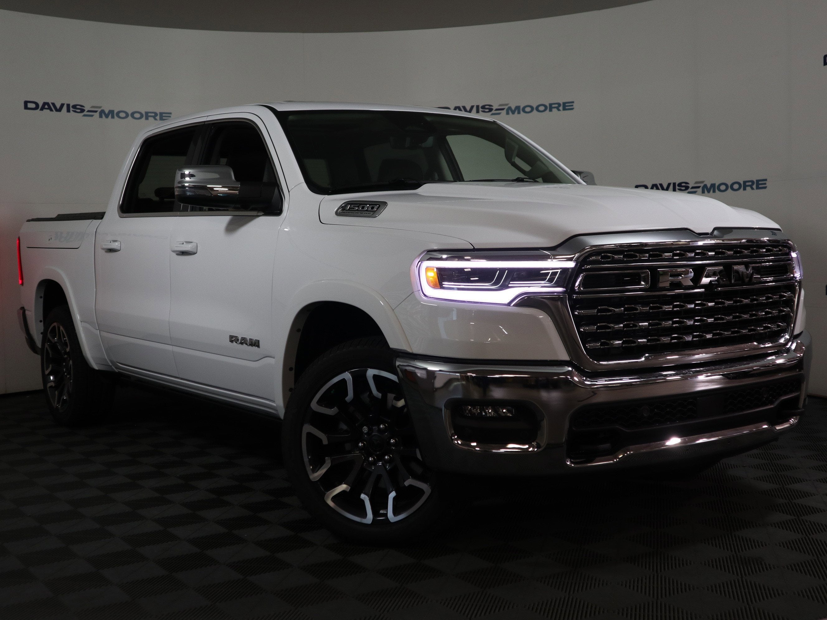 2026 RAM 1500 Longhorn Crew Cab 4x4
