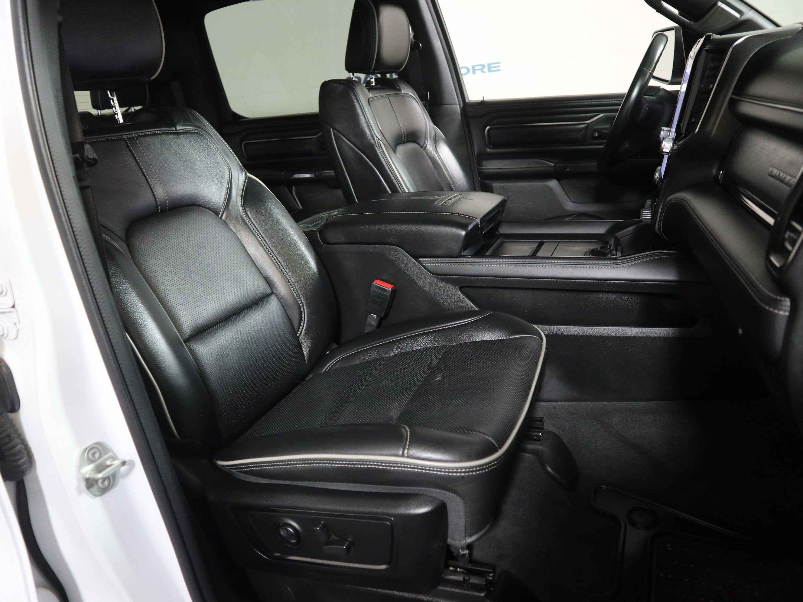 2024 RAM 1500 Limited Crew Cab 4x4