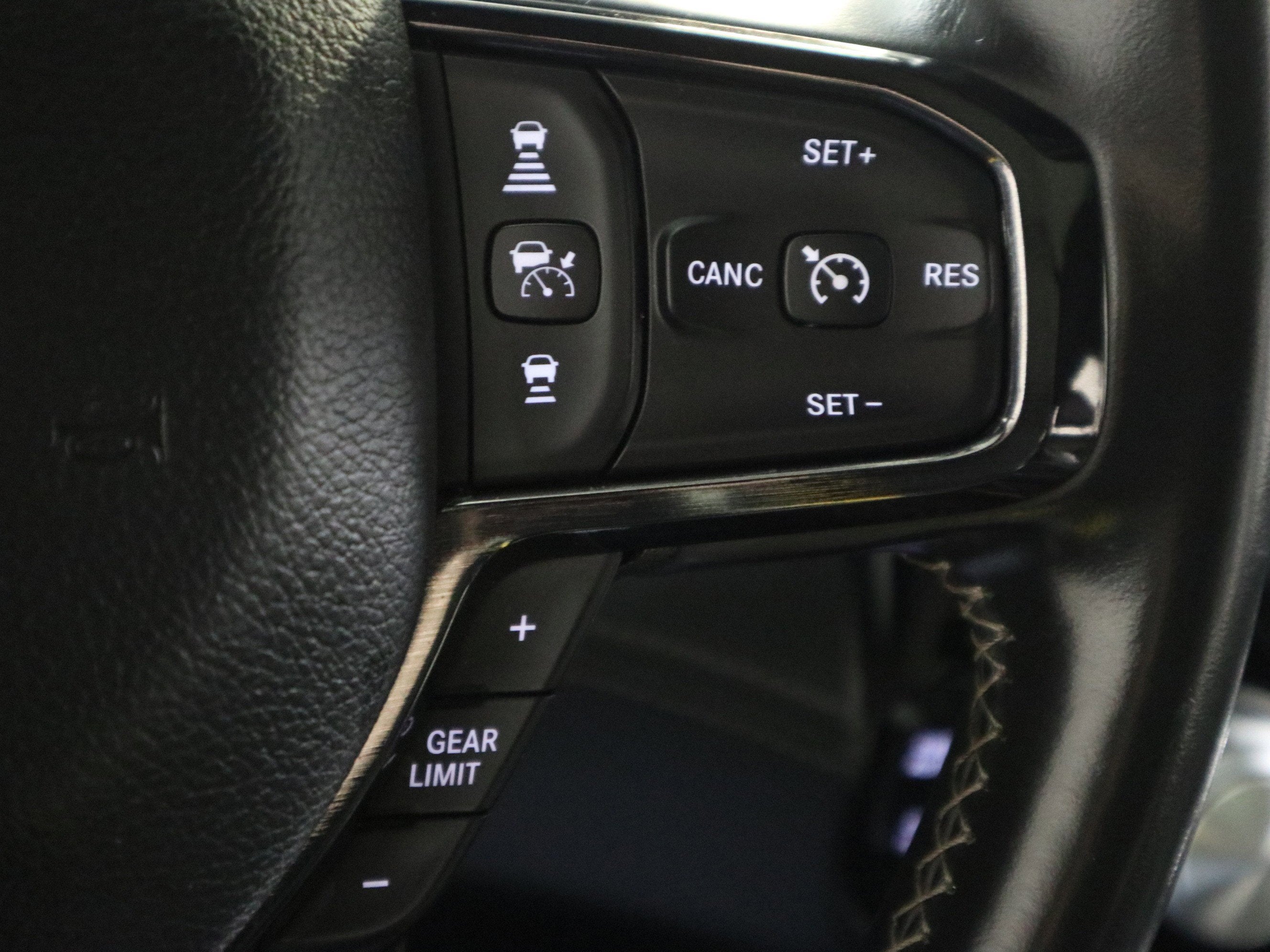 2024 RAM 1500 Limited Crew Cab 4x4