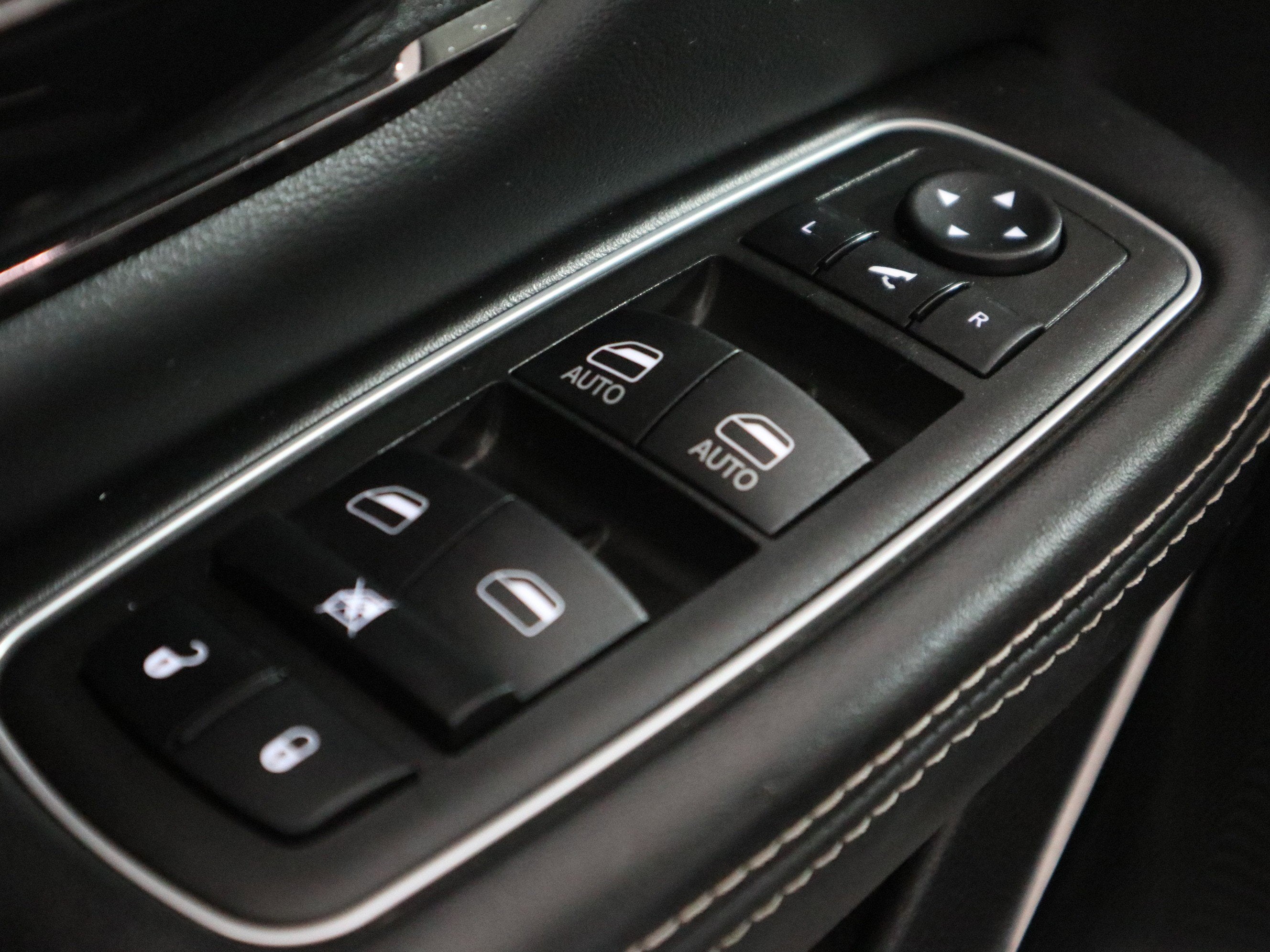 2024 RAM 1500 Limited Crew Cab 4x4