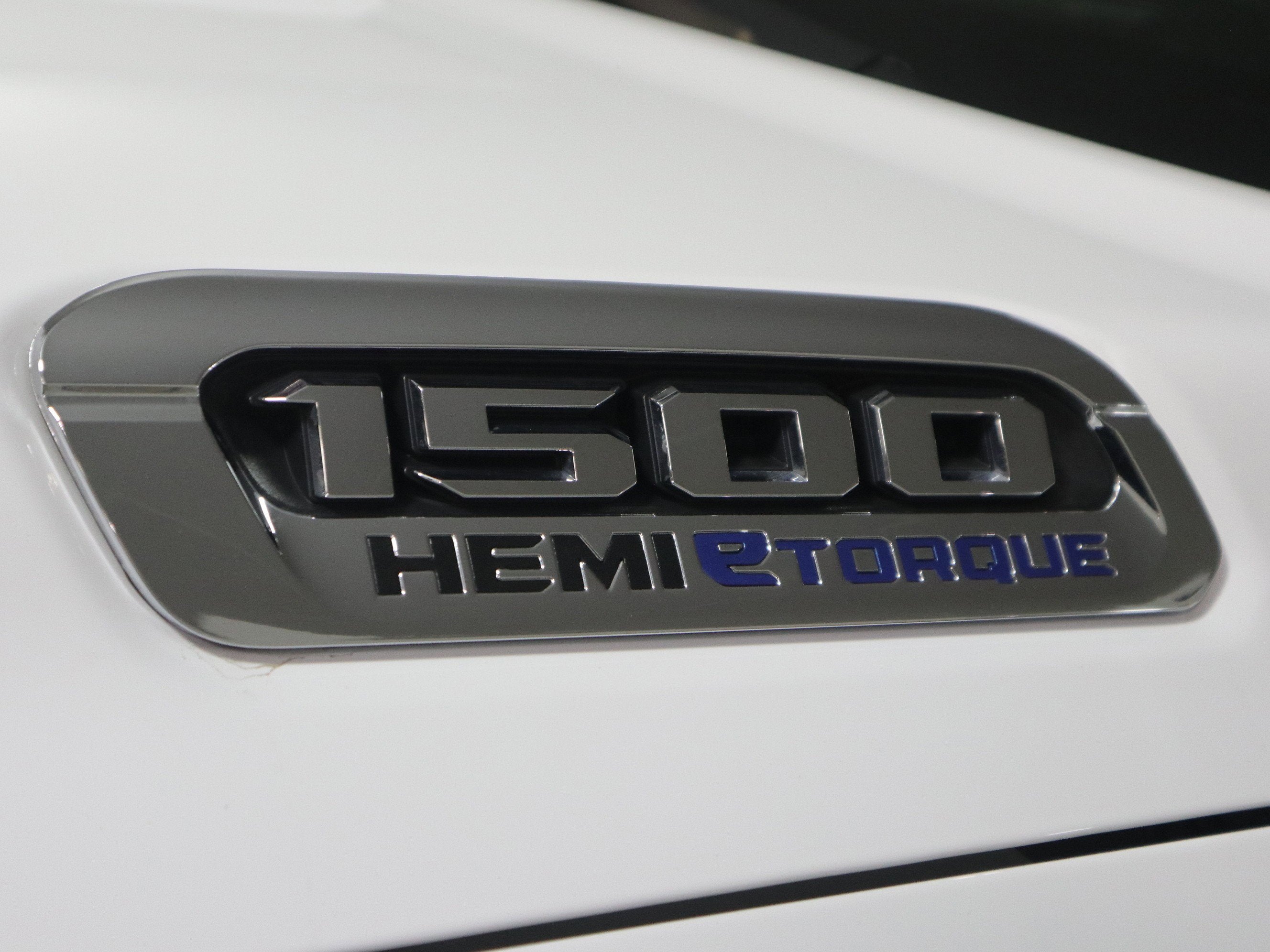 2024 RAM 1500 Limited Crew Cab 4x4