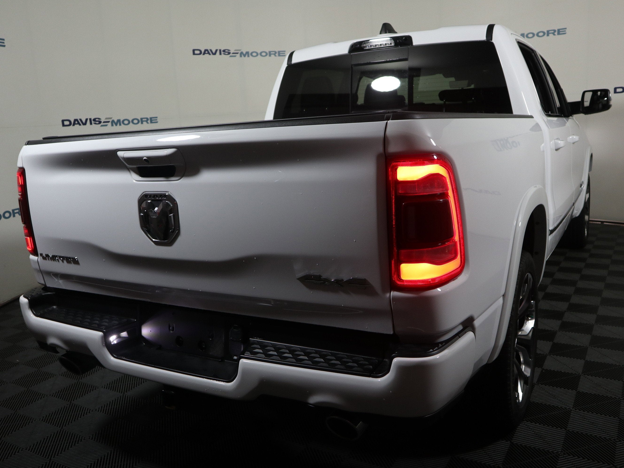 2024 RAM 1500 Limited Crew Cab 4x4