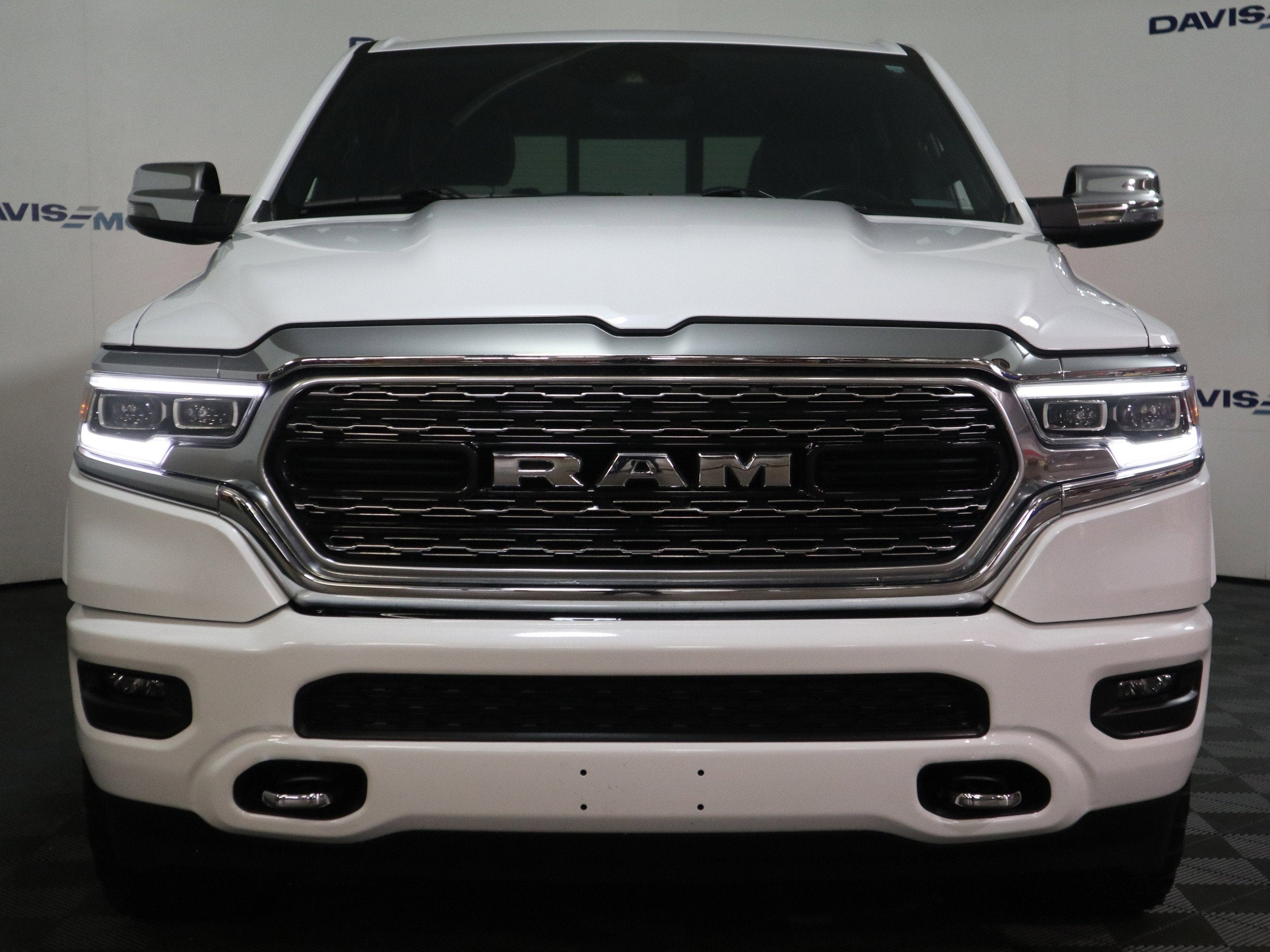 2024 RAM 1500 Limited Crew Cab 4x4