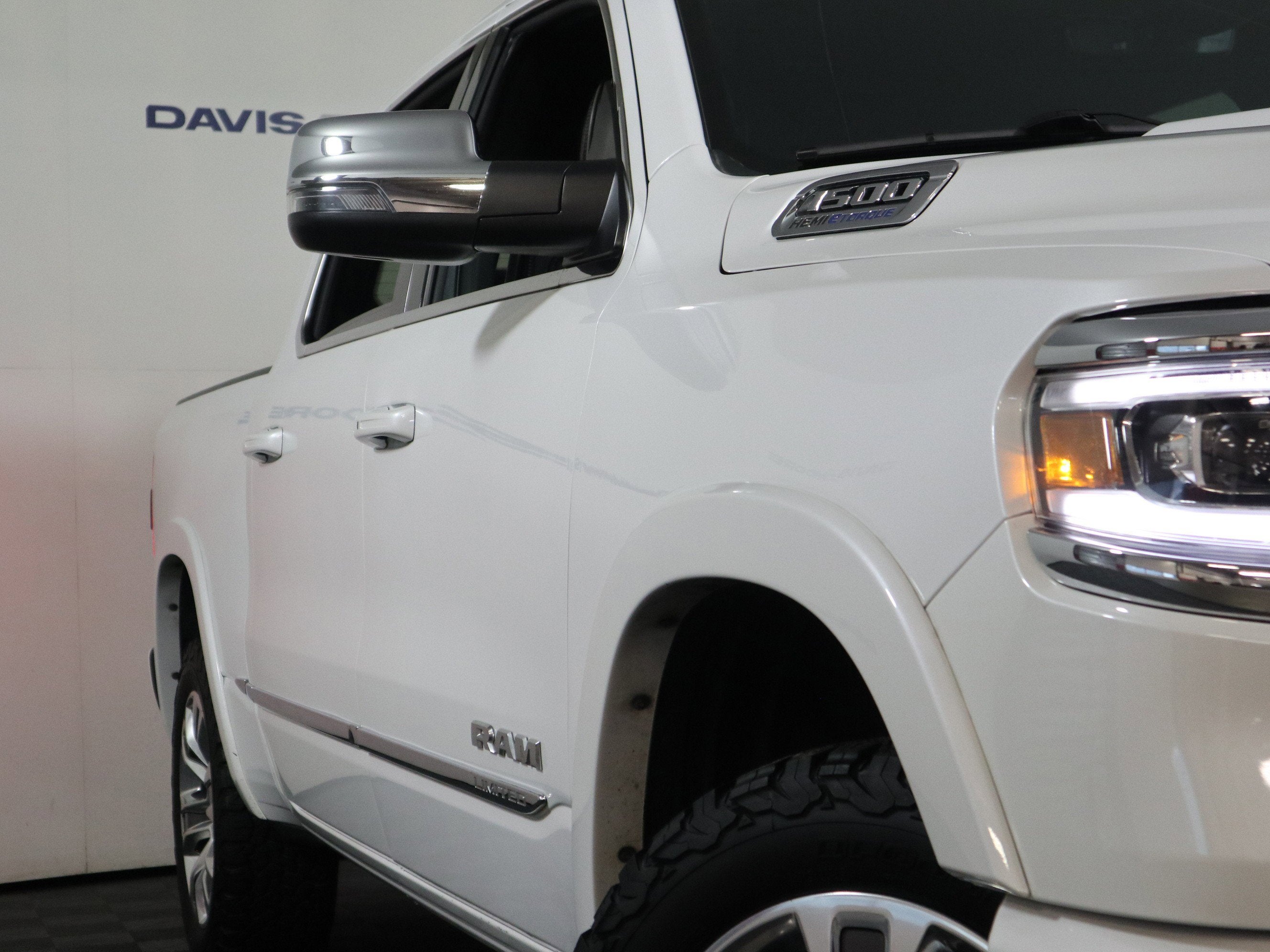 2024 RAM 1500 Limited Crew Cab 4x4