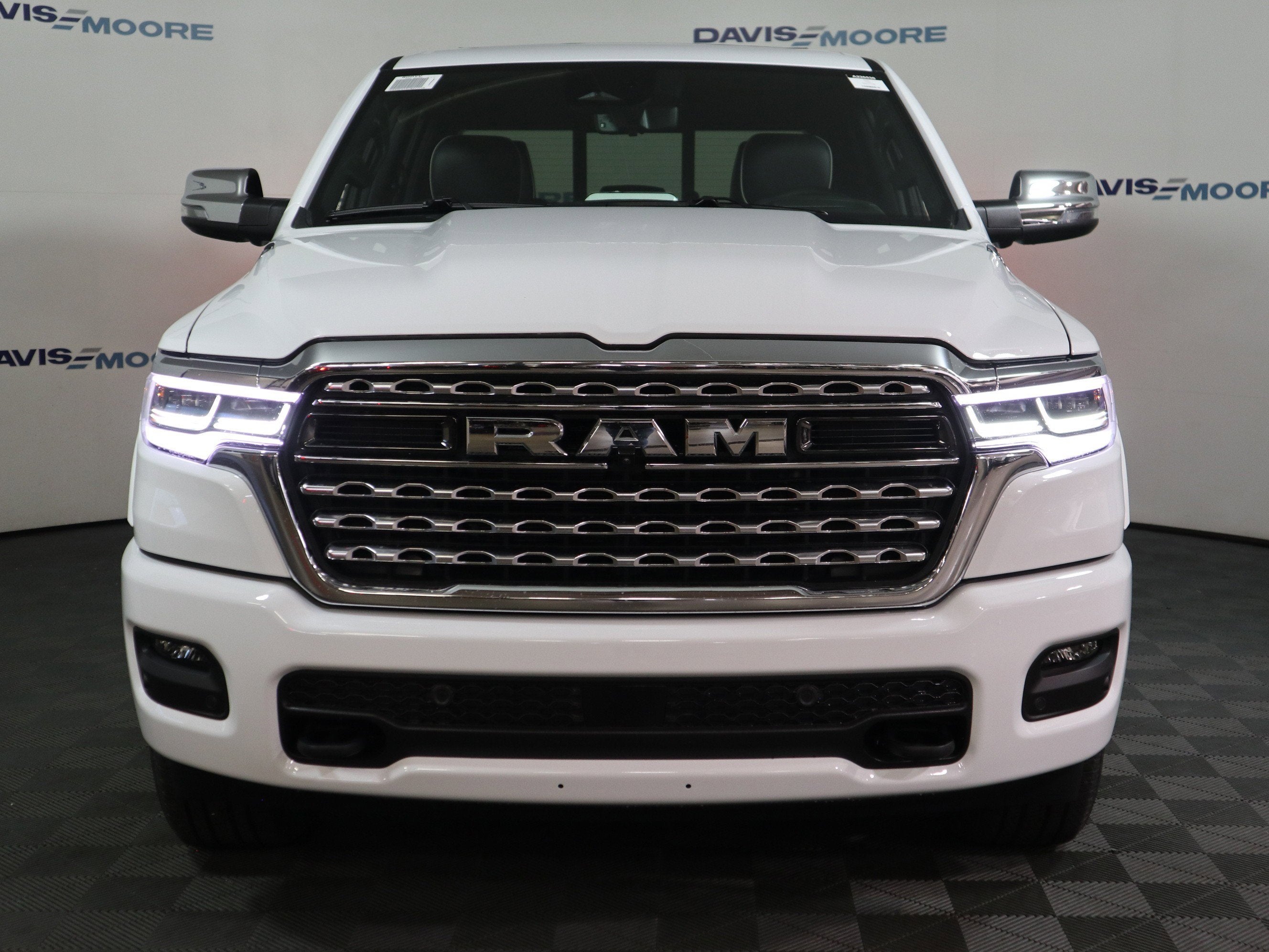 2026 RAM 1500 Limited Crew Cab 4x4