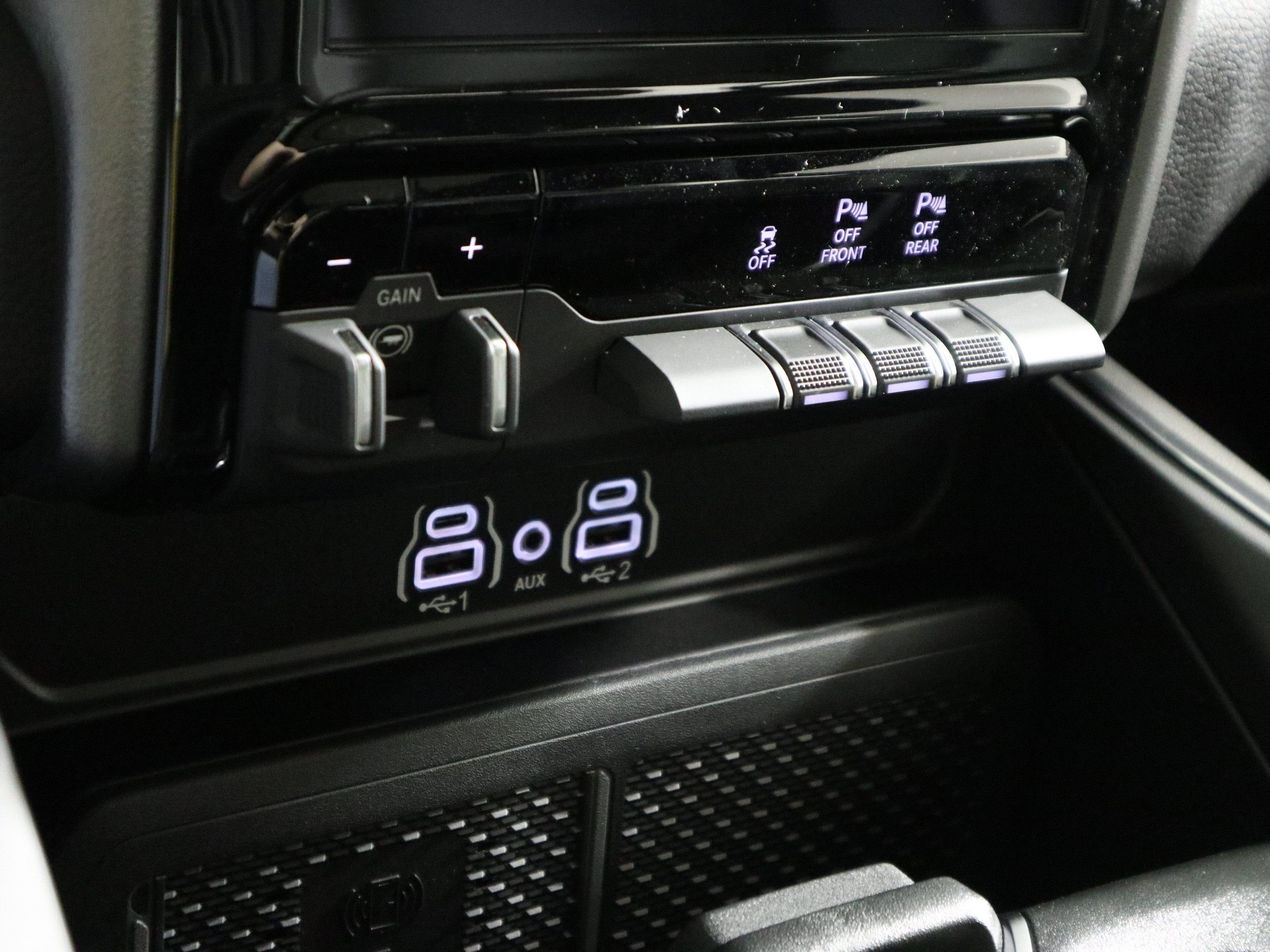 2027 RAM 1500 Laramie 4x4 Crew Cab