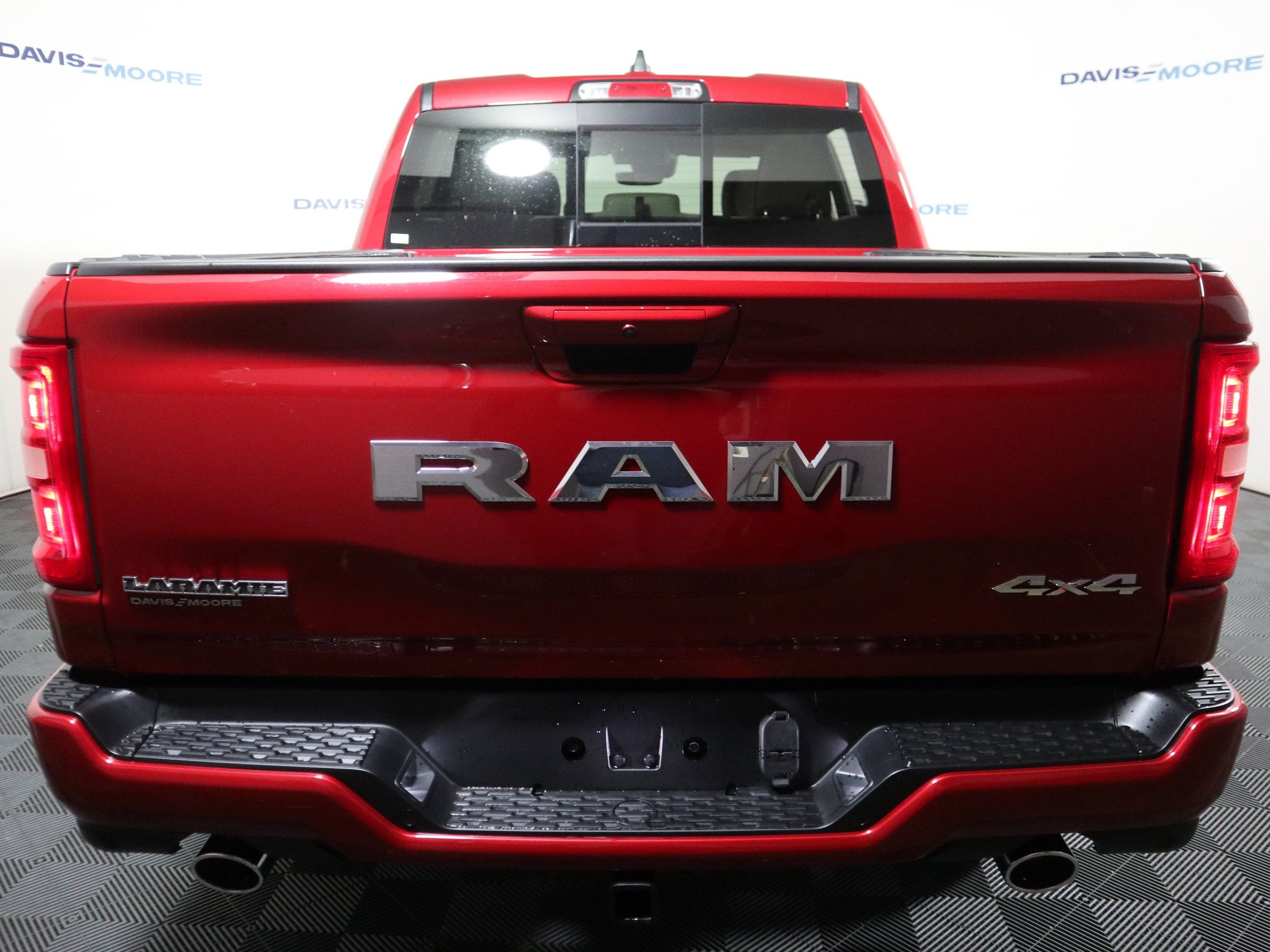 2026 RAM 1500 Laramie 4x4 Crew Cab