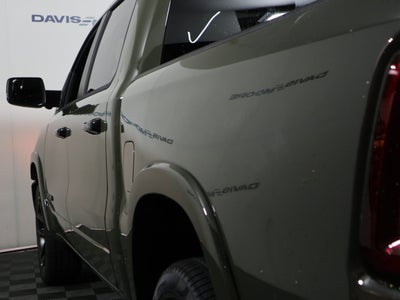 2027 RAM 1500 Laramie 4x4 Crew Cab