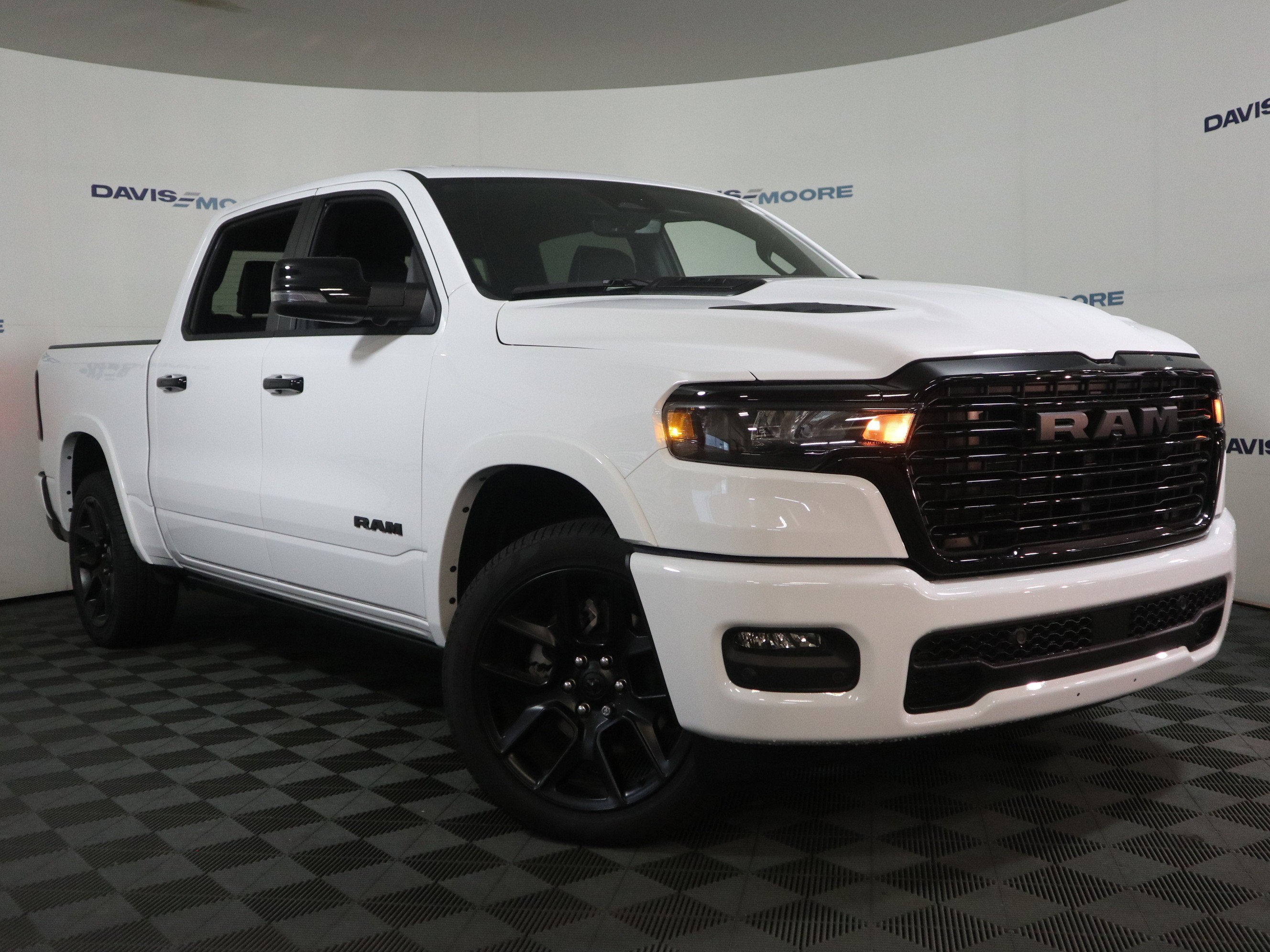 2026 RAM 1500 Laramie Crew Cab 4x4