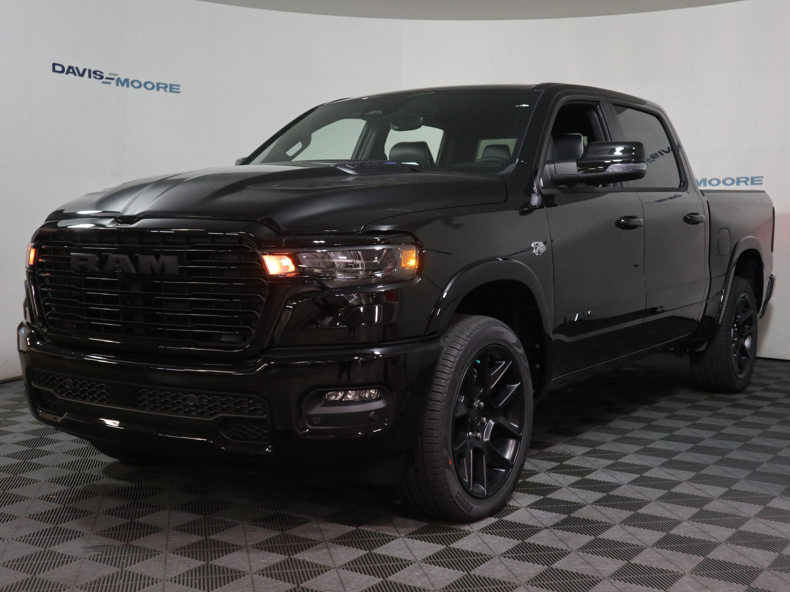 2026 RAM 1500 Laramie Crew Cab 4x4