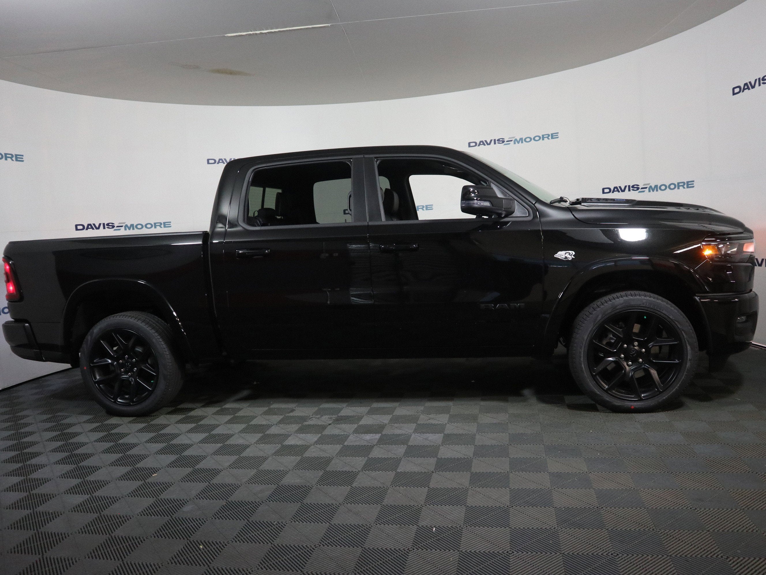 2026 RAM 1500 Laramie Crew Cab 4x4