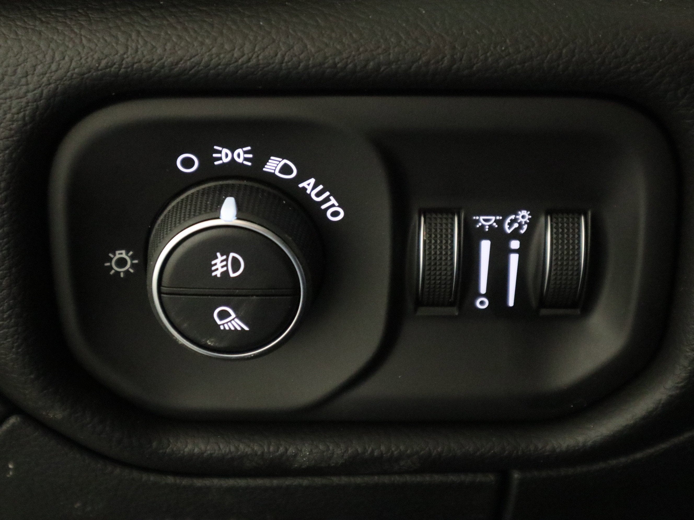 2026 RAM 1500 Laramie Crew Cab 4x4