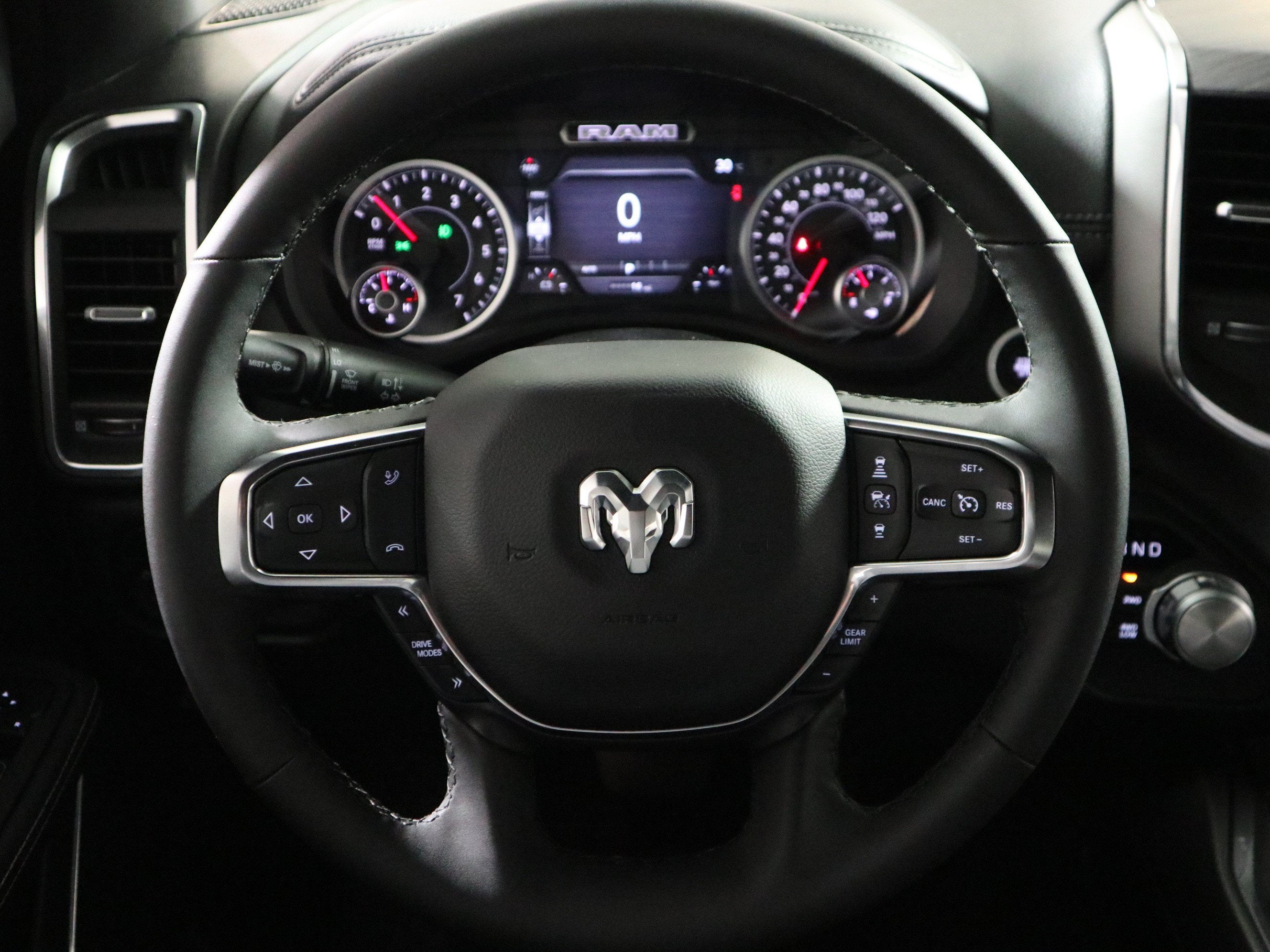 2027 RAM 1500 Laramie 4x4 Crew Cab