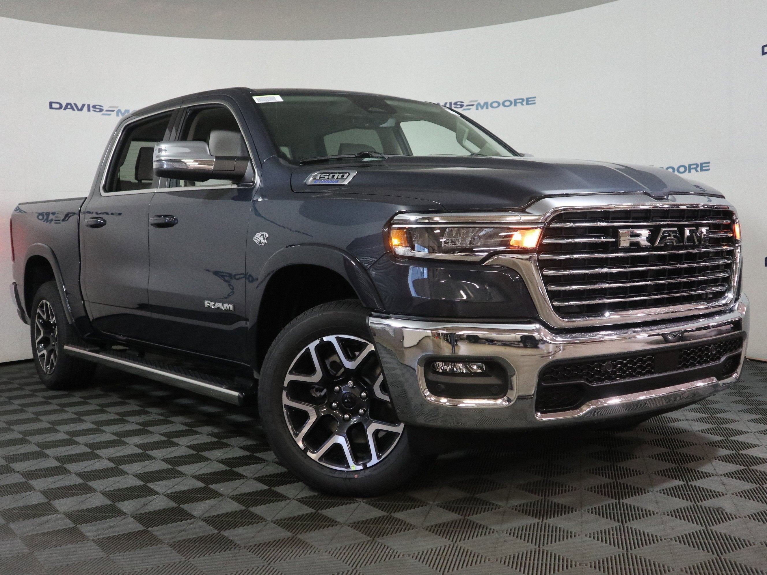 2026 RAM 1500 Laramie Crew Cab 4x4