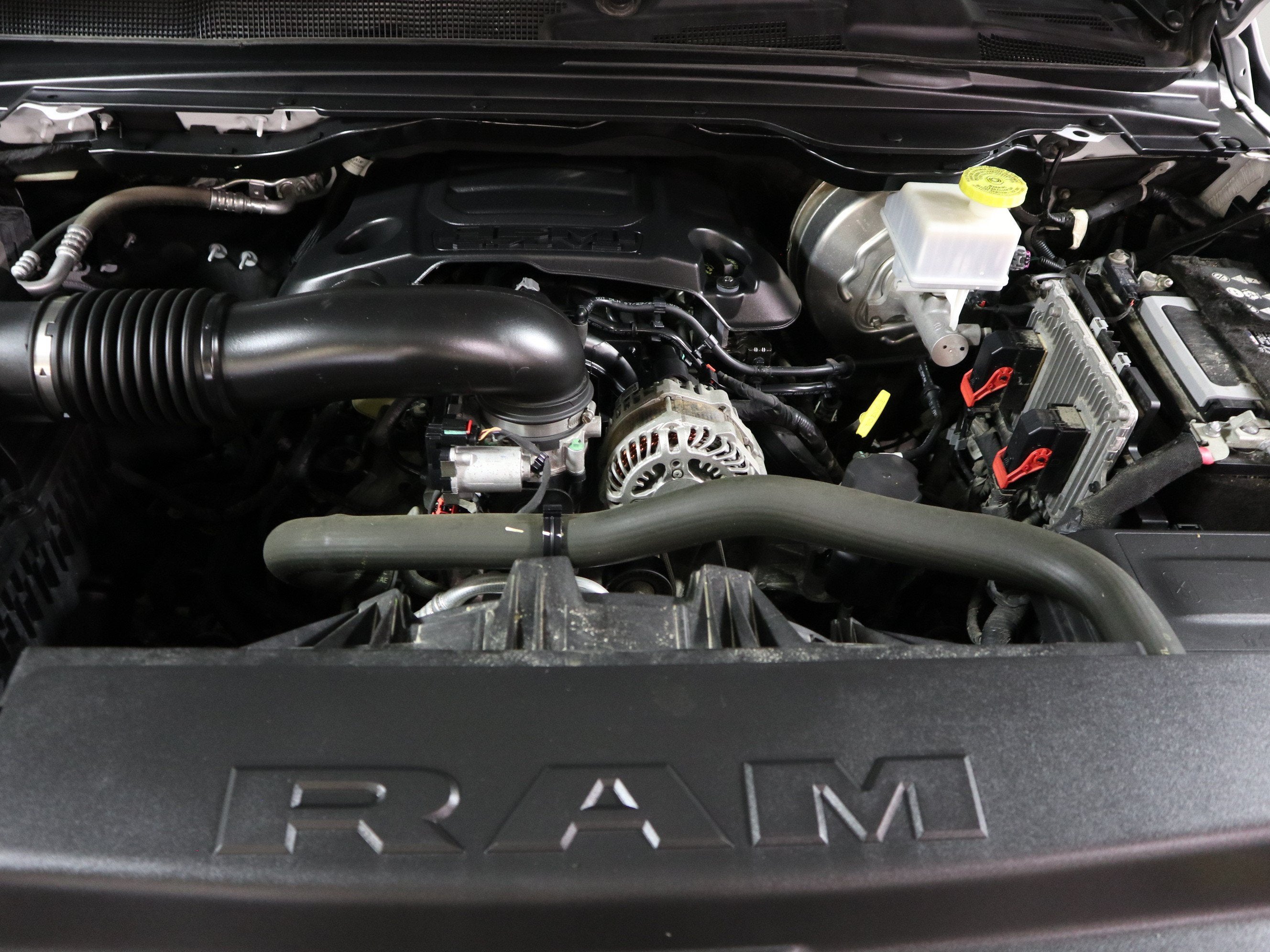 2022 RAM 1500 Laramie 4x4 Crew Cab