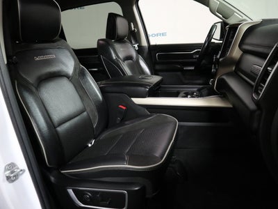 2022 RAM 1500 Laramie 4x4 Crew Cab