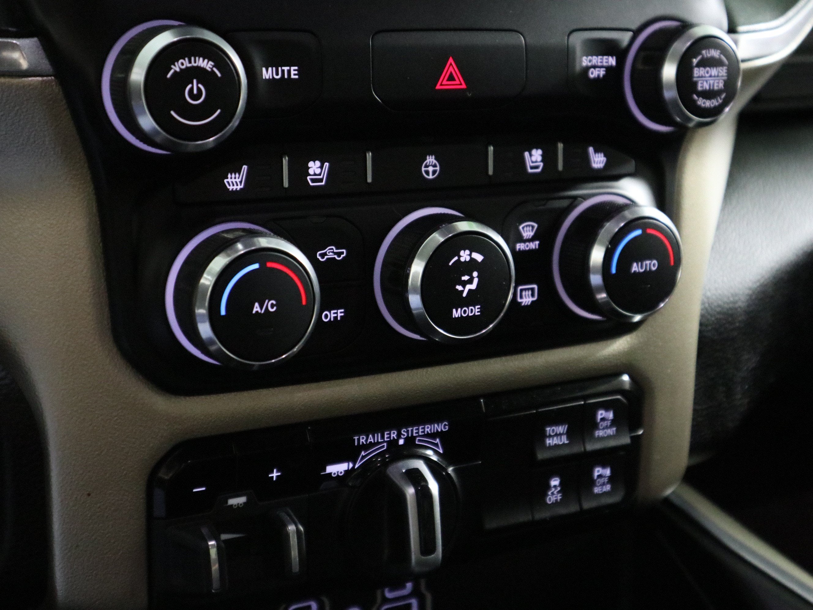 2022 RAM 1500 Laramie 4x4 Crew Cab