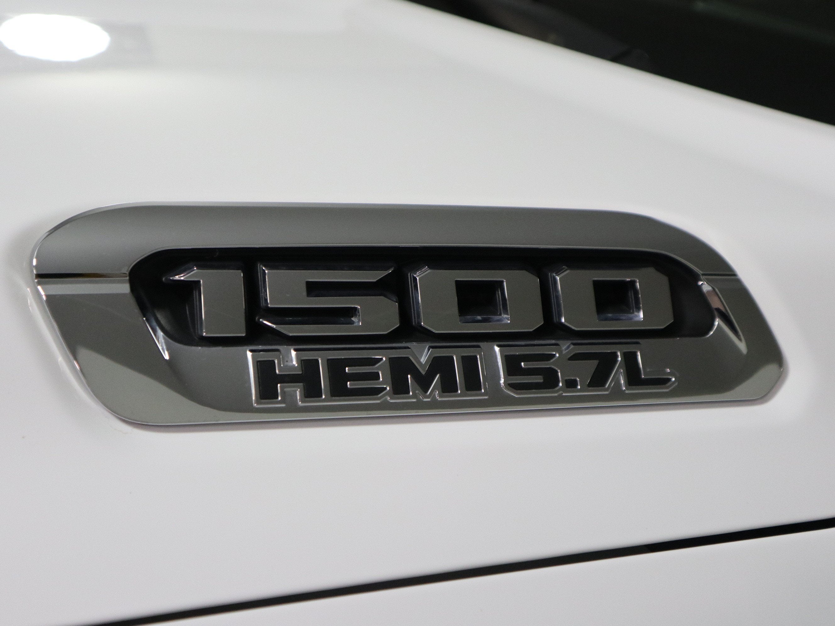 2022 RAM 1500 Laramie 4x4 Crew Cab
