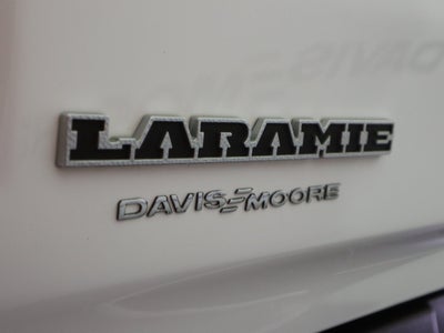 2022 RAM 1500 Laramie 4x4 Crew Cab
