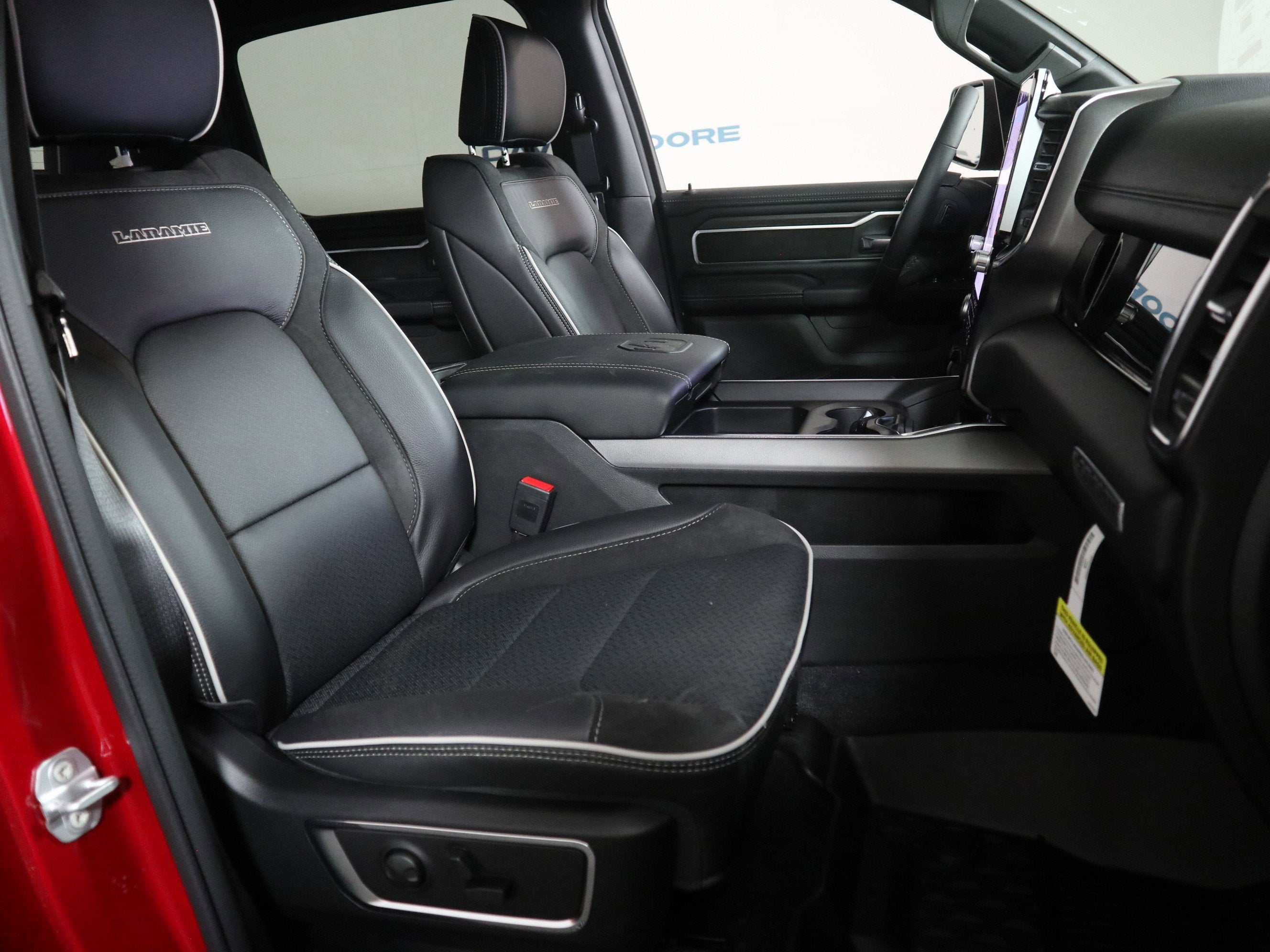 2026 RAM 1500 Laramie Crew Cab 4x4