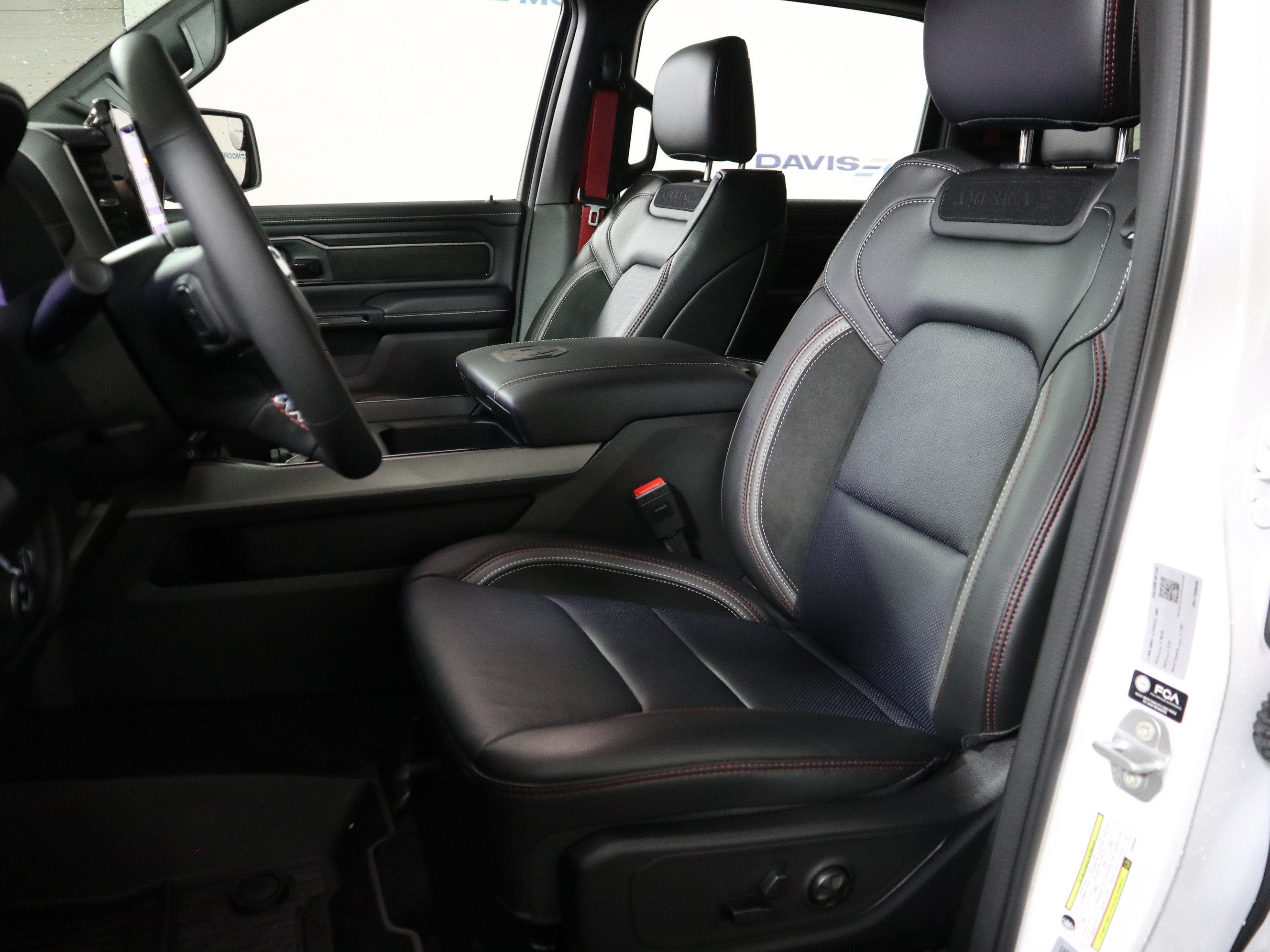 2026 RAM 1500 Laramie 4x4 Crew Cab