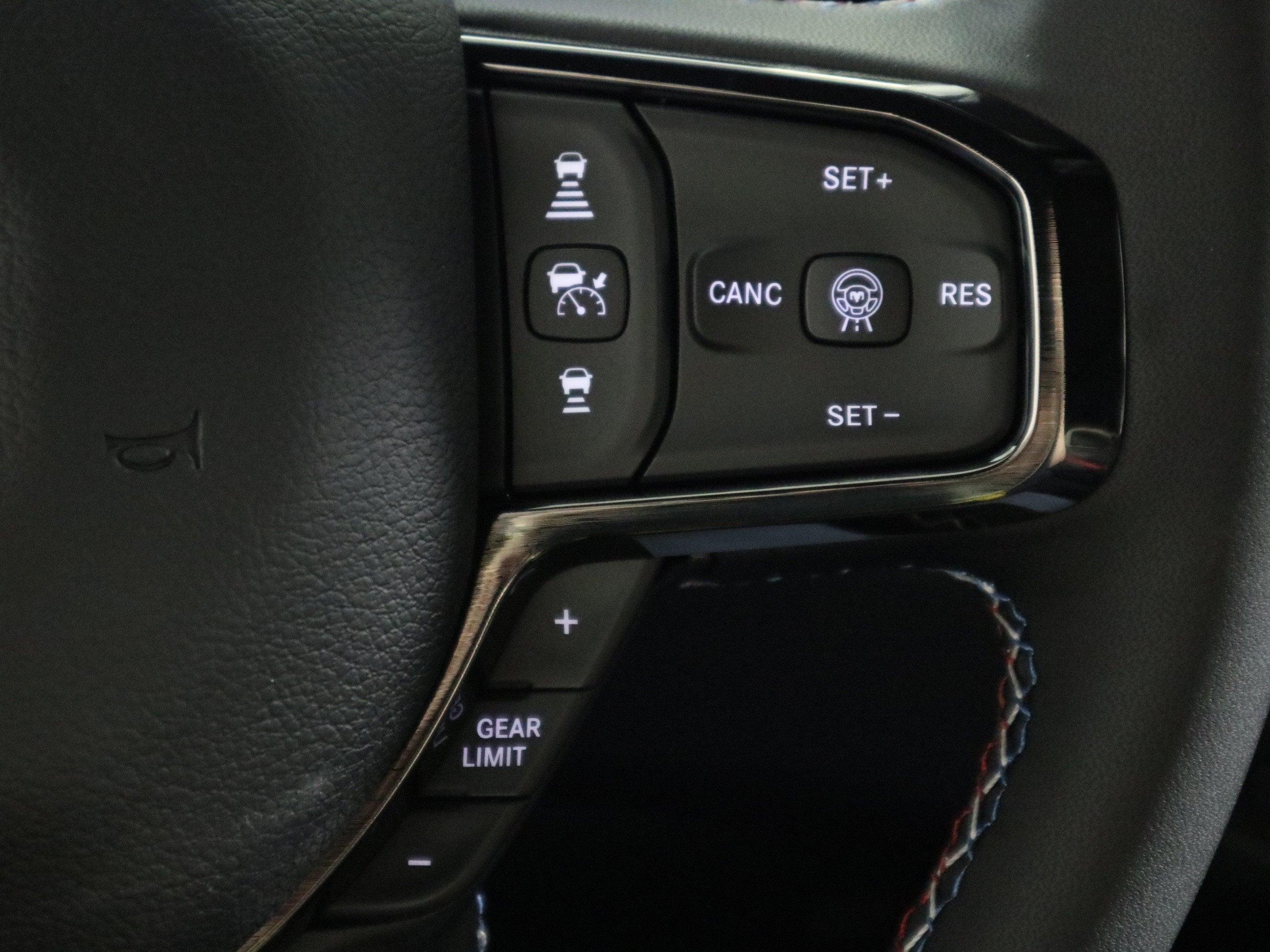 2026 RAM 1500 Laramie 4x4 Crew Cab