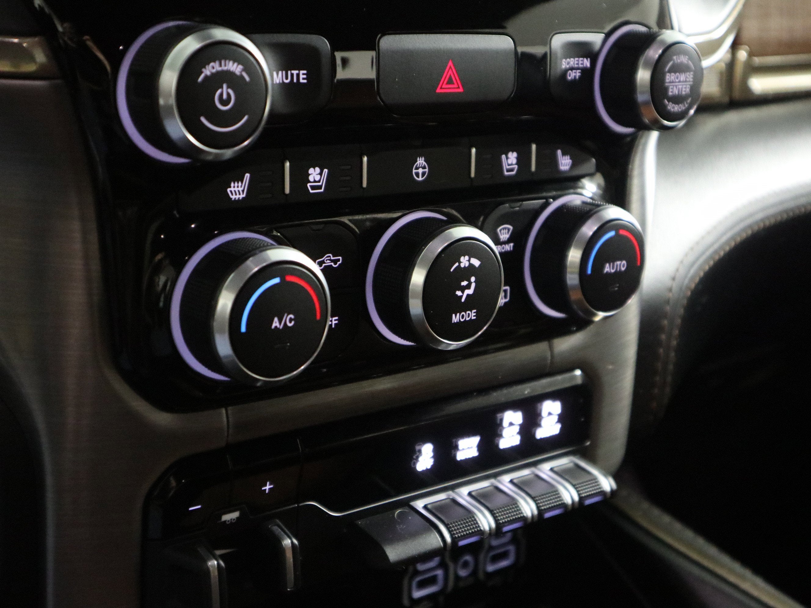 2022 RAM 1500 Longhorn Crew Cab 4x4