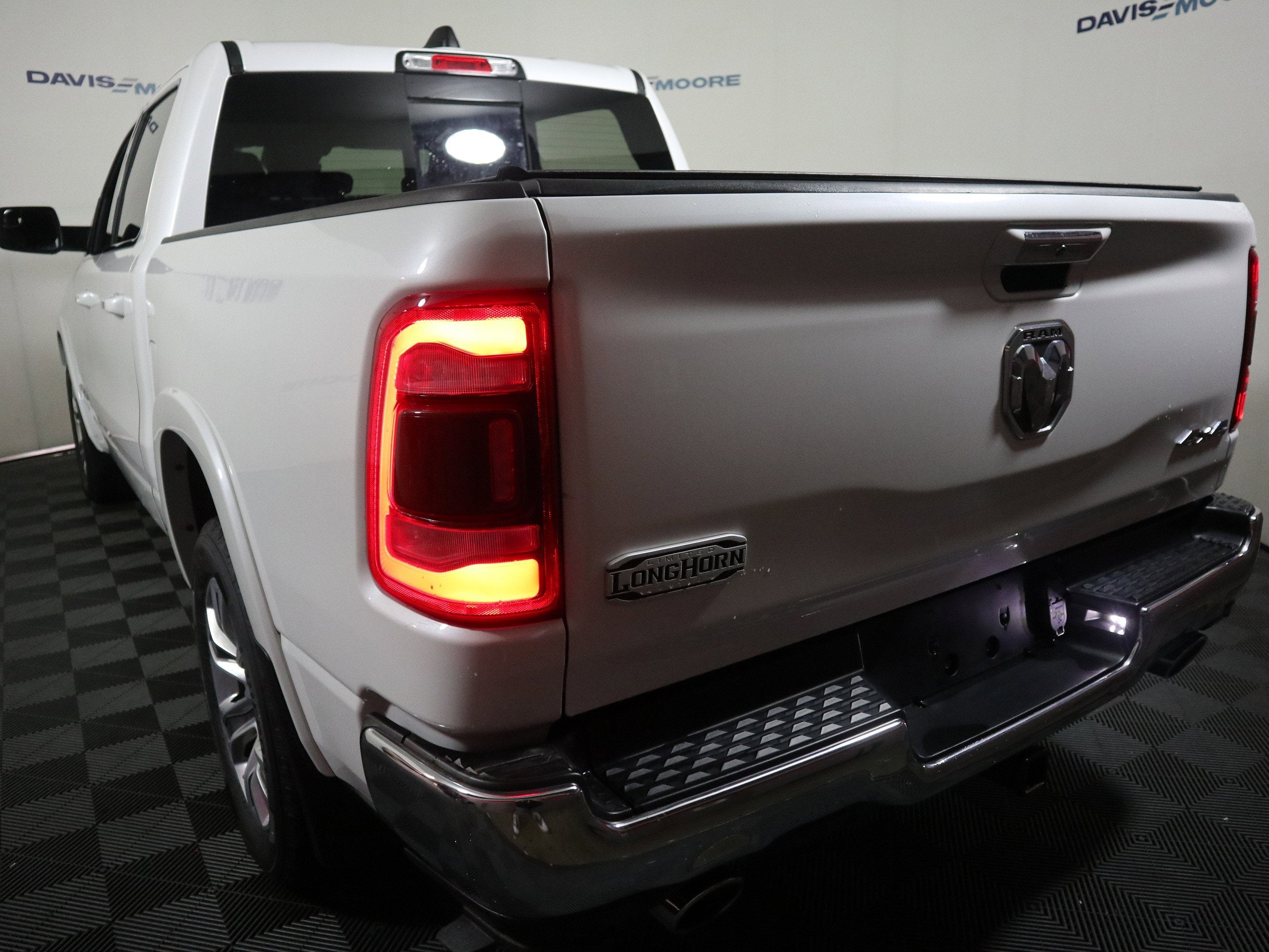 2022 RAM 1500 Longhorn Crew Cab 4x4