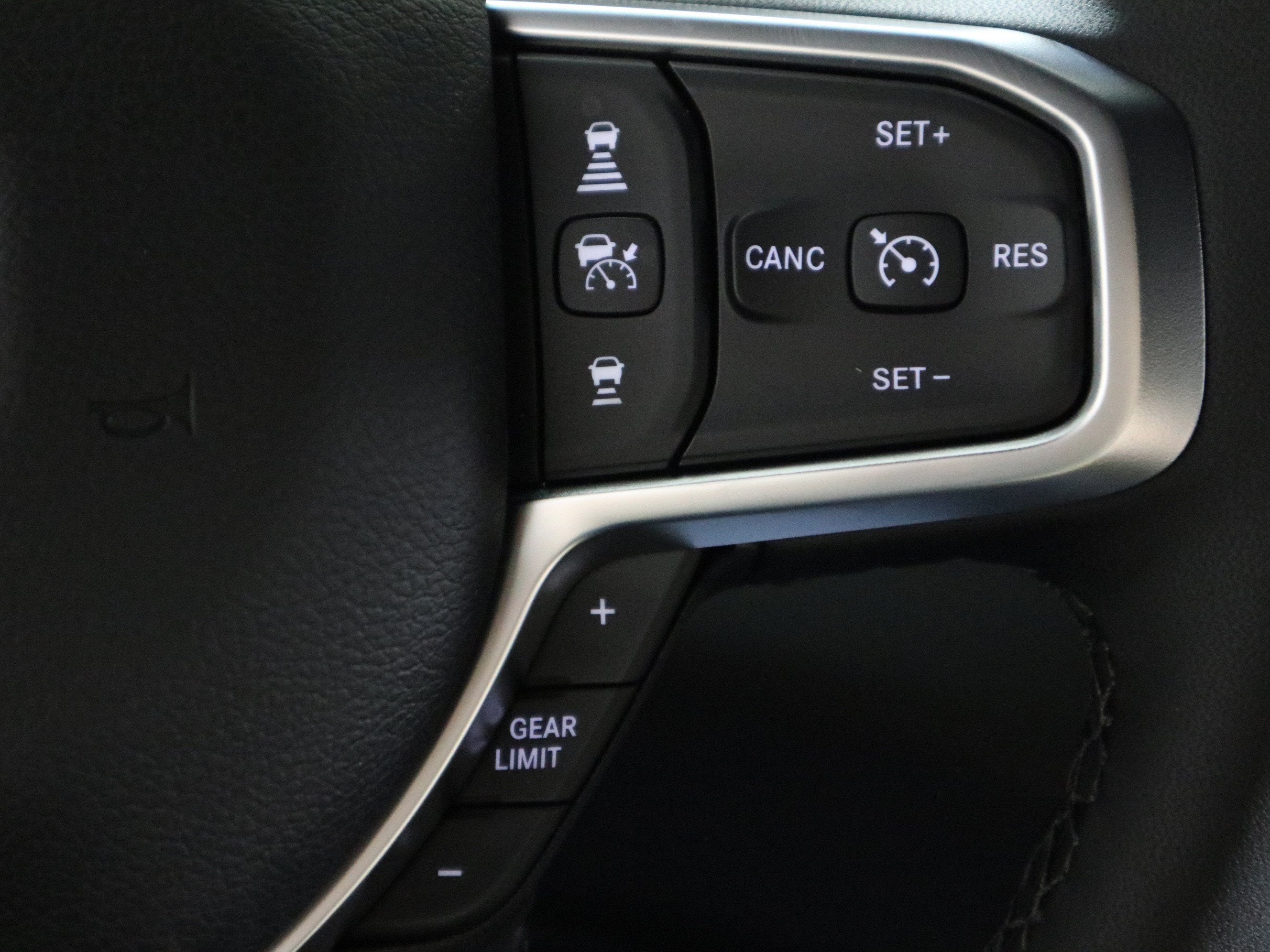 2027 RAM 1500 Big Horn Crew Cab 4x4
