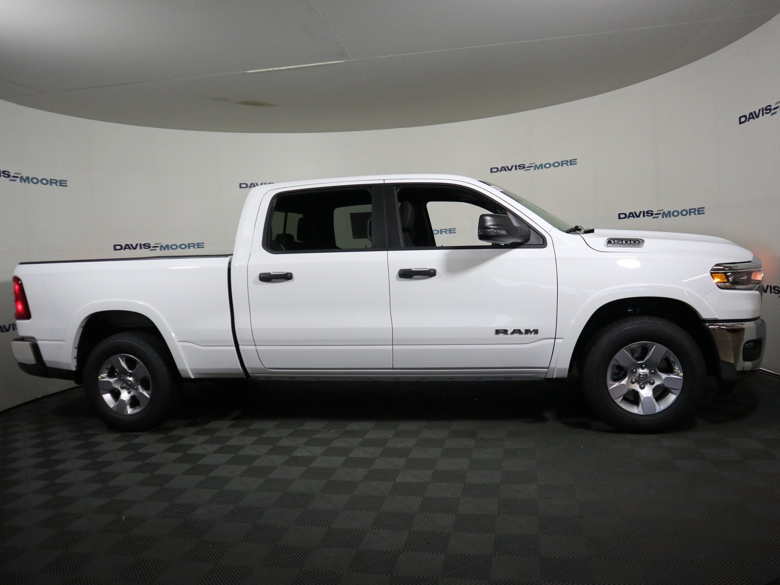 2027 RAM 1500 Big Horn Crew Cab 4x4