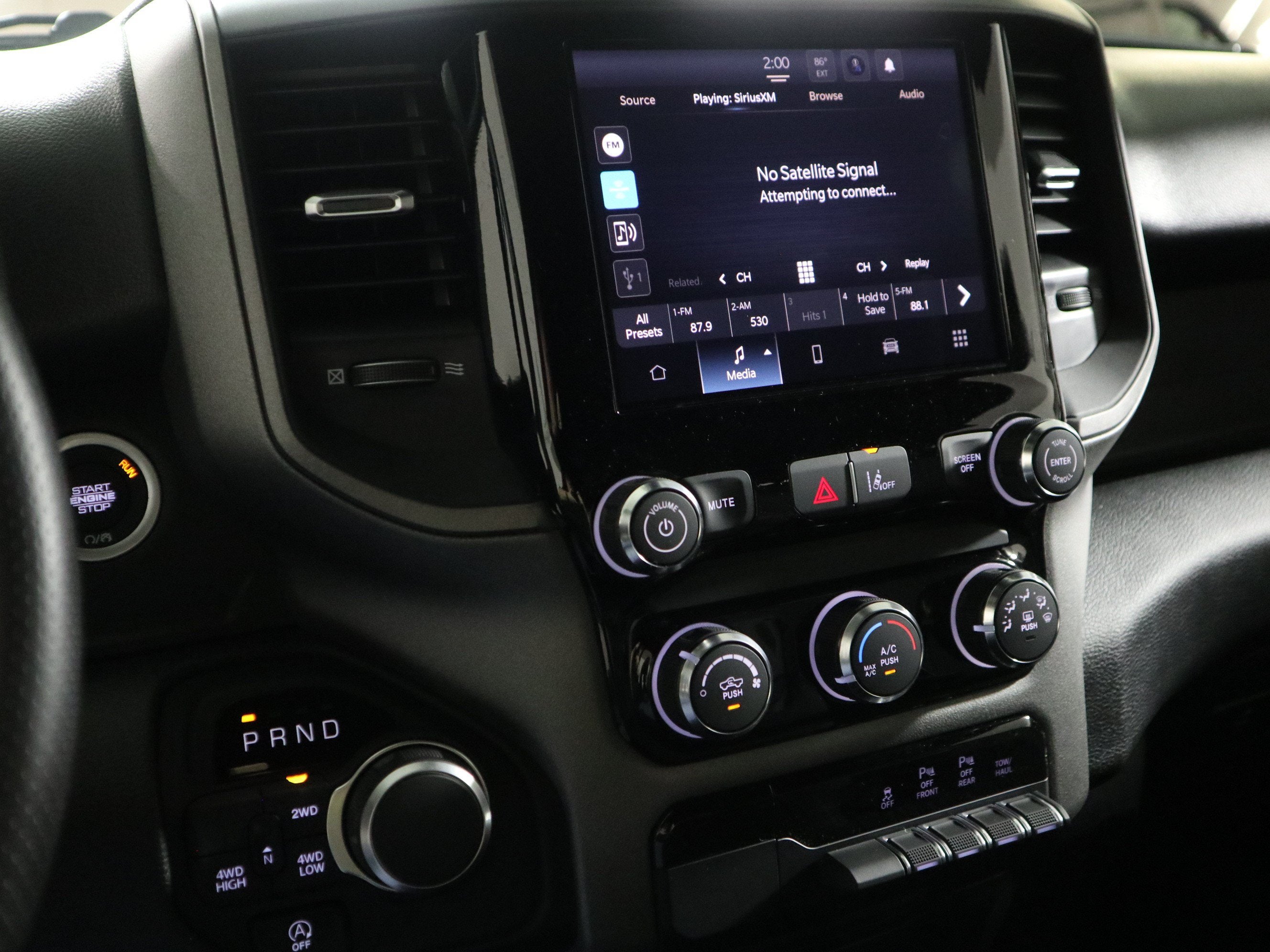 2027 RAM 1500 Express 4x4 Crew Cab