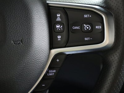 2027 RAM 1500 Express 4x4 Crew Cab