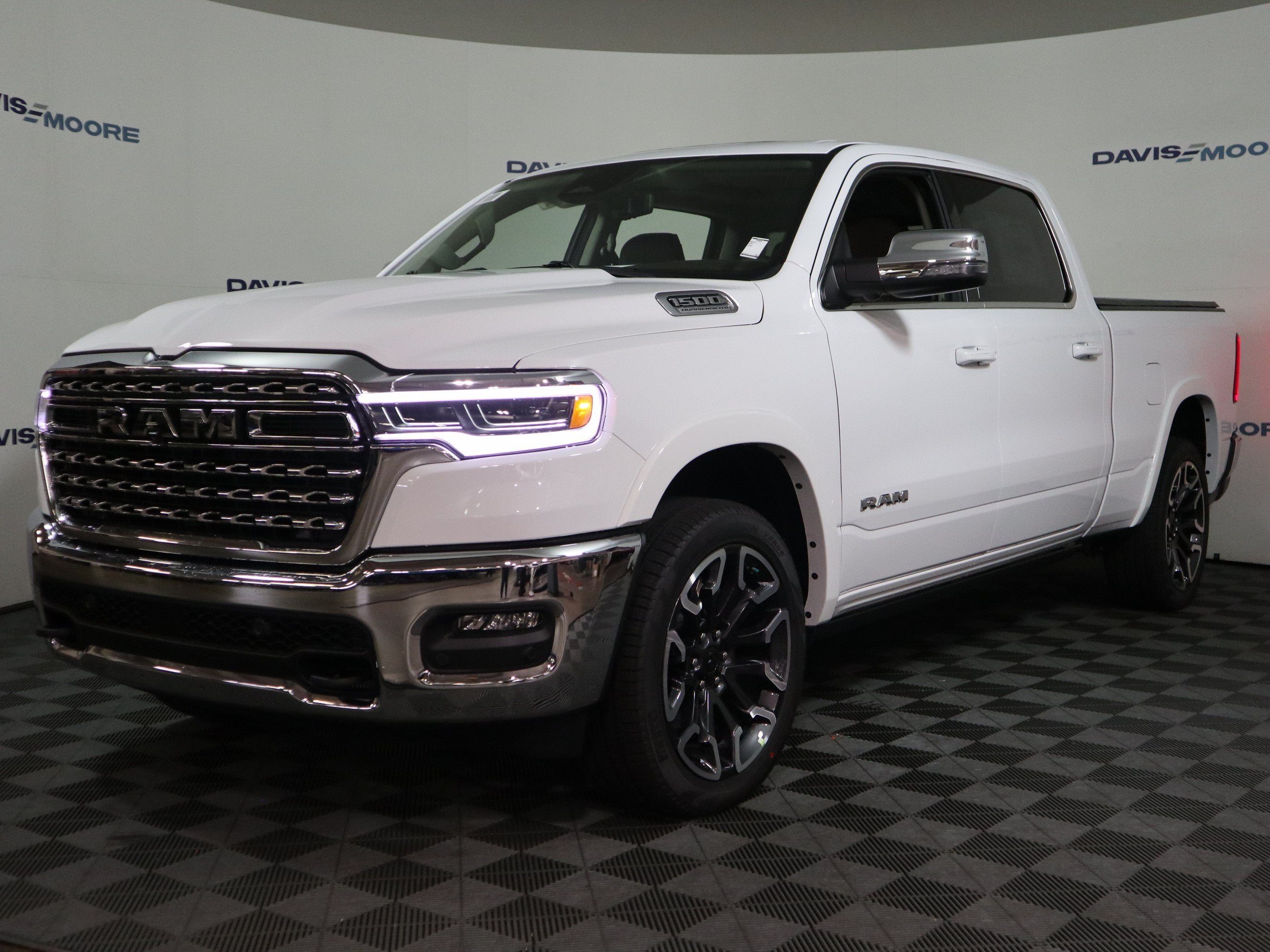 2027 RAM 1500 Longhorn Crew Cab 4x4